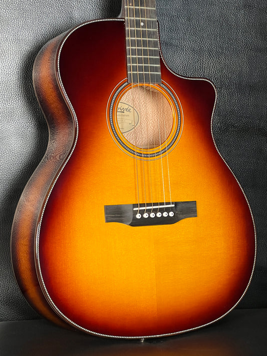 Larrivée OMV44 Silver Oak Custom #142844