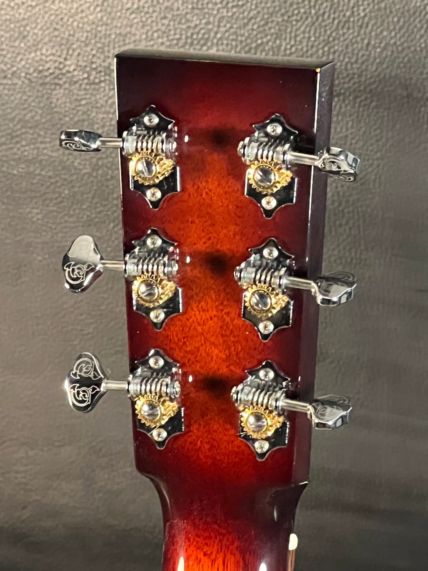 Larrivée OMV44 Silver Oak Custom Left-Handed #142844