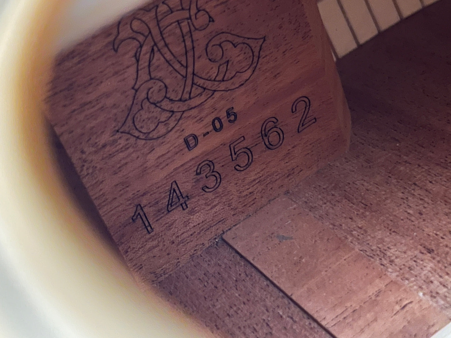 Larrivée D-05 #143562