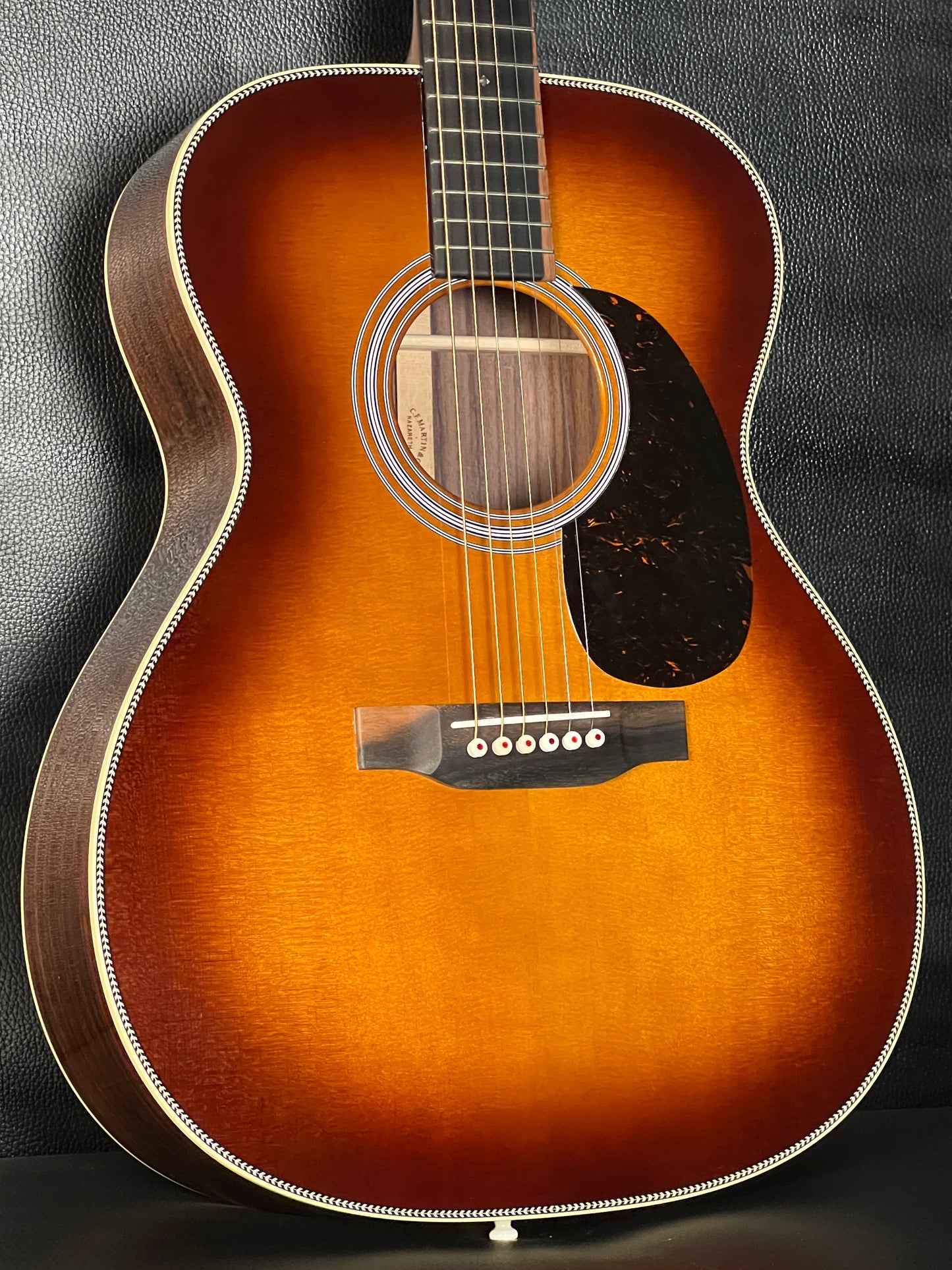 Martin 000-28 Sunburst 2025 (PRE-OWNED)