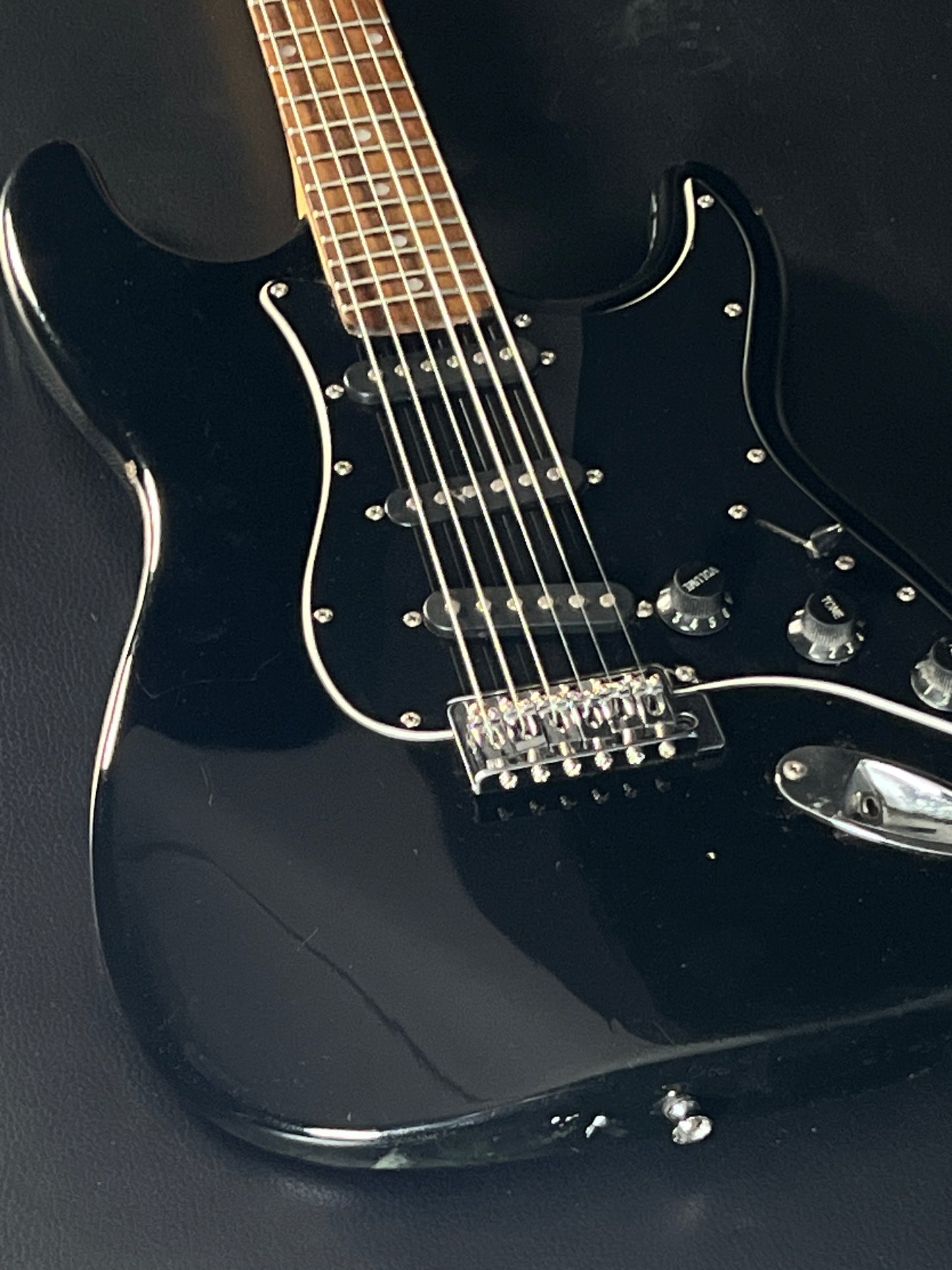 Robson Stratocaster (PRE-OWNED)