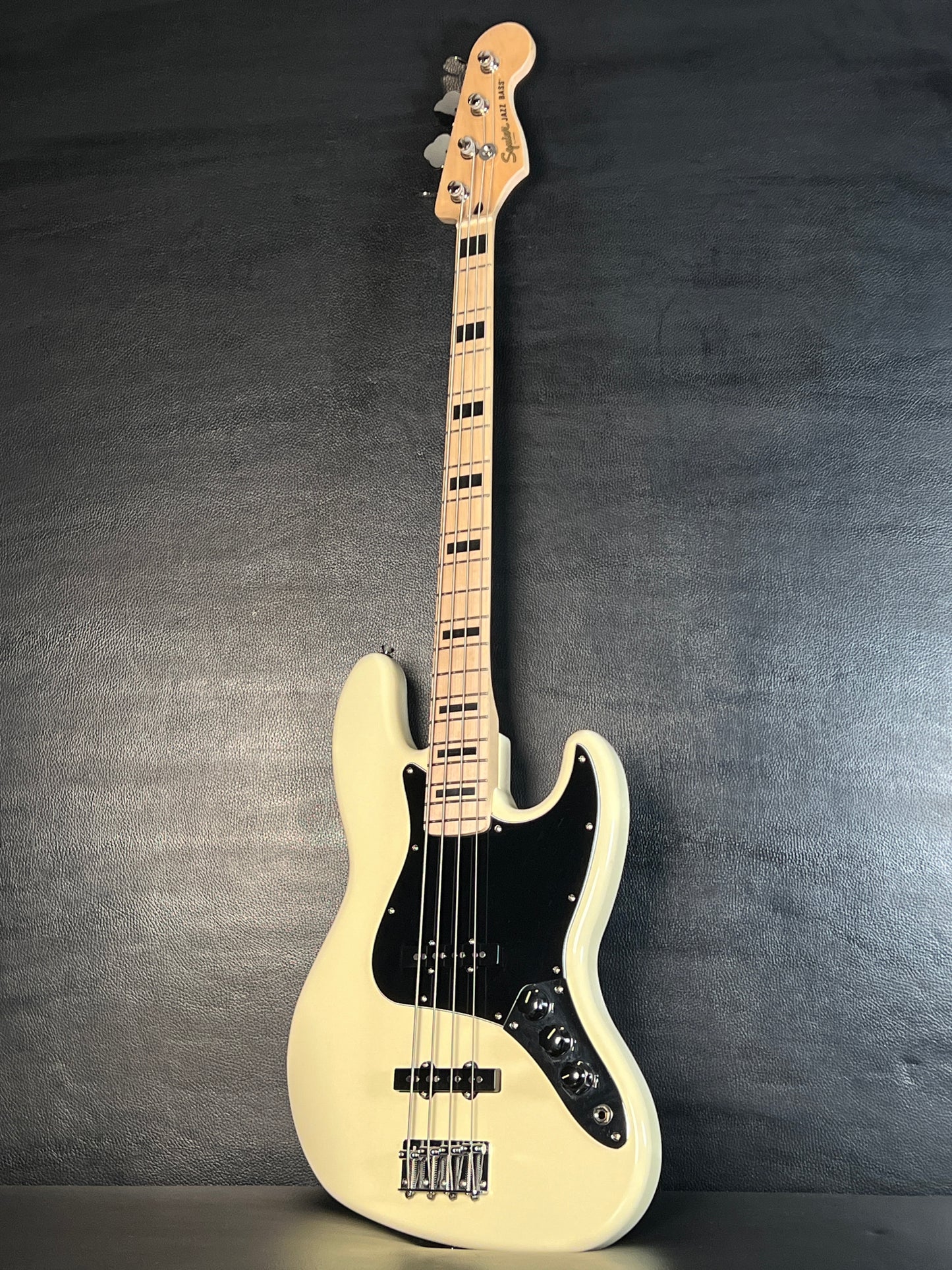 Squier Jazz Bass 2025 (PRE-OWNED)