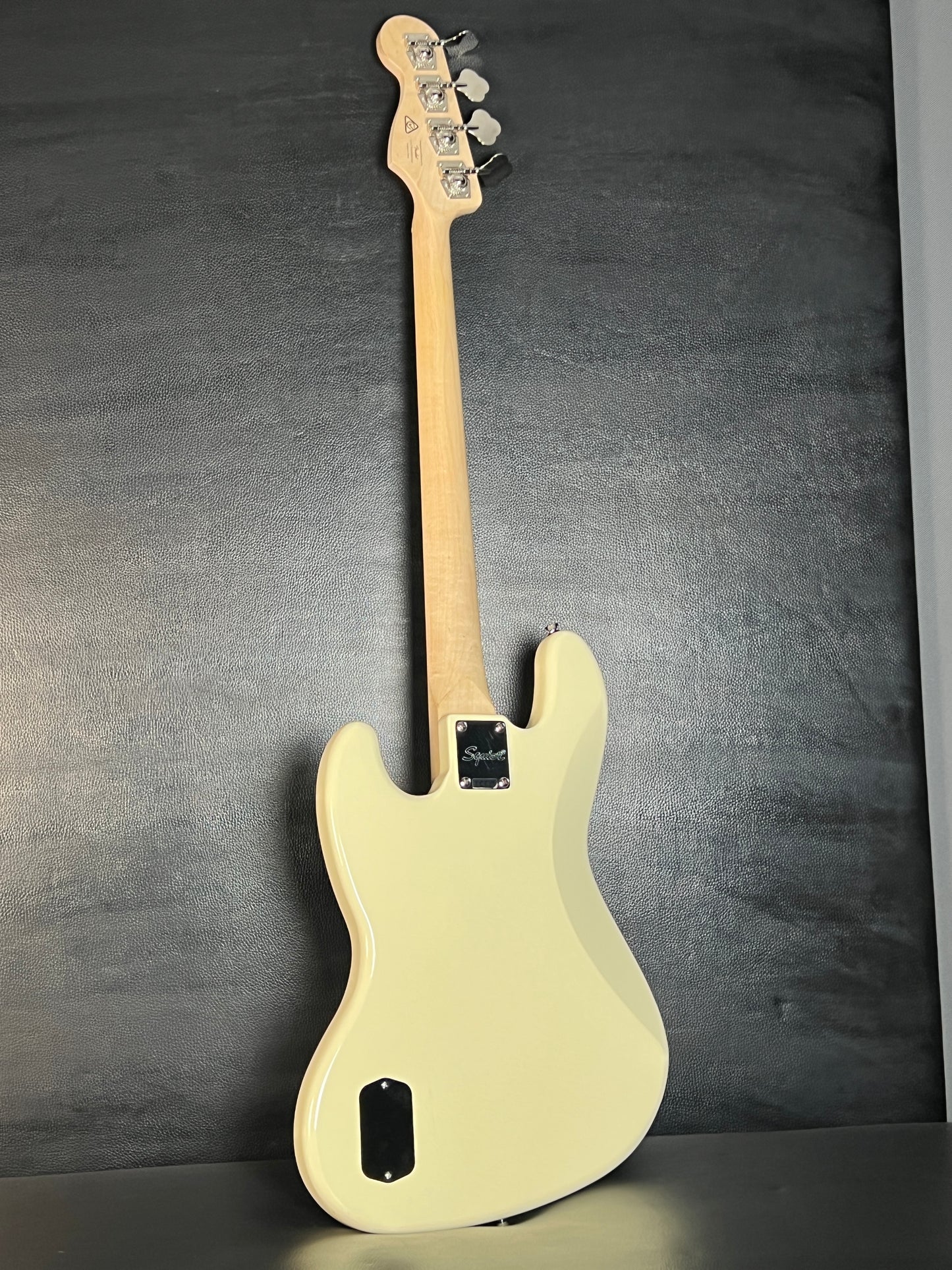 Squier Jazz Bass 2025 (PRE-OWNED)