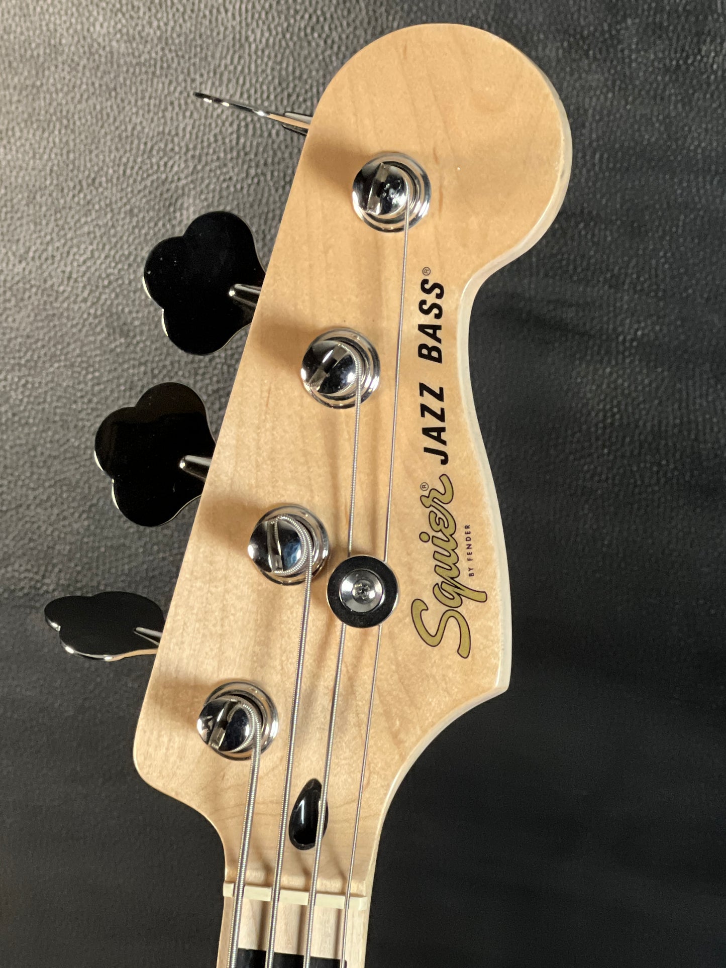 Squier Jazz Bass 2025 (PRE-OWNED)