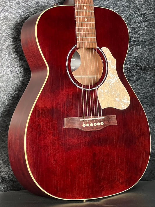 Seagull M6 LTD Ruby Red Concert Hall EQ