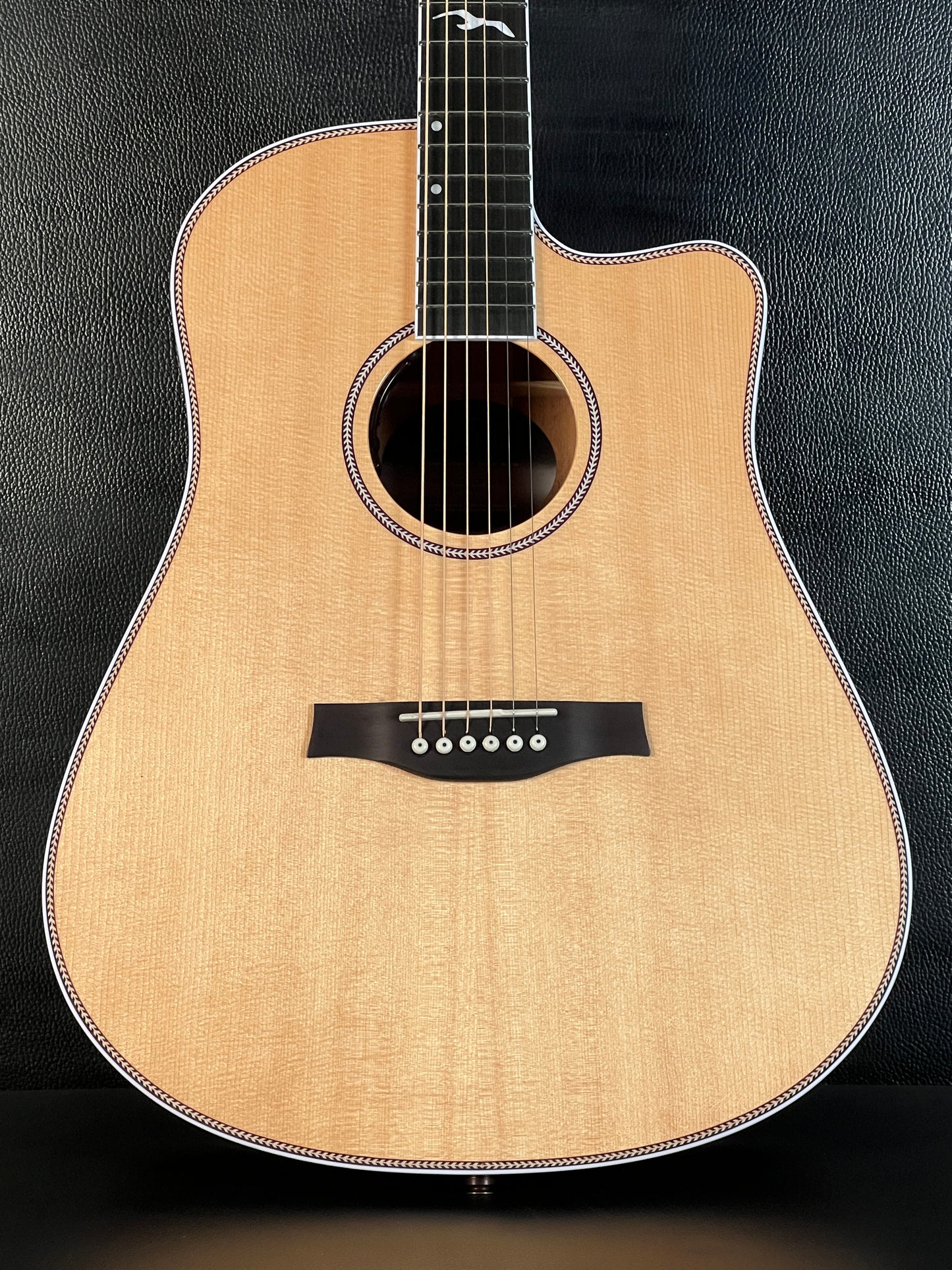 Seagull Artist Mosaic CW HG Anthem EQ w/ Gig Bag #307
