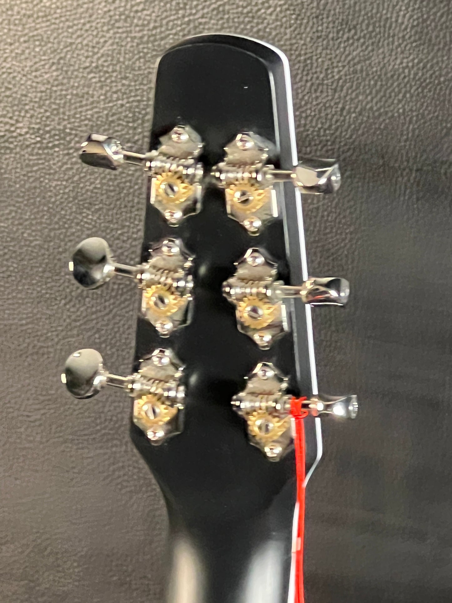 Seagull Artist Tuxedo Black Anthem EQ w/ Gig Bag