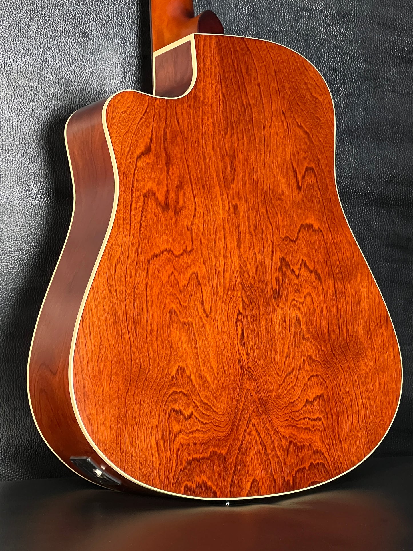 Seagull Coastline Slim CW EQ Spruce/Wild Cherry