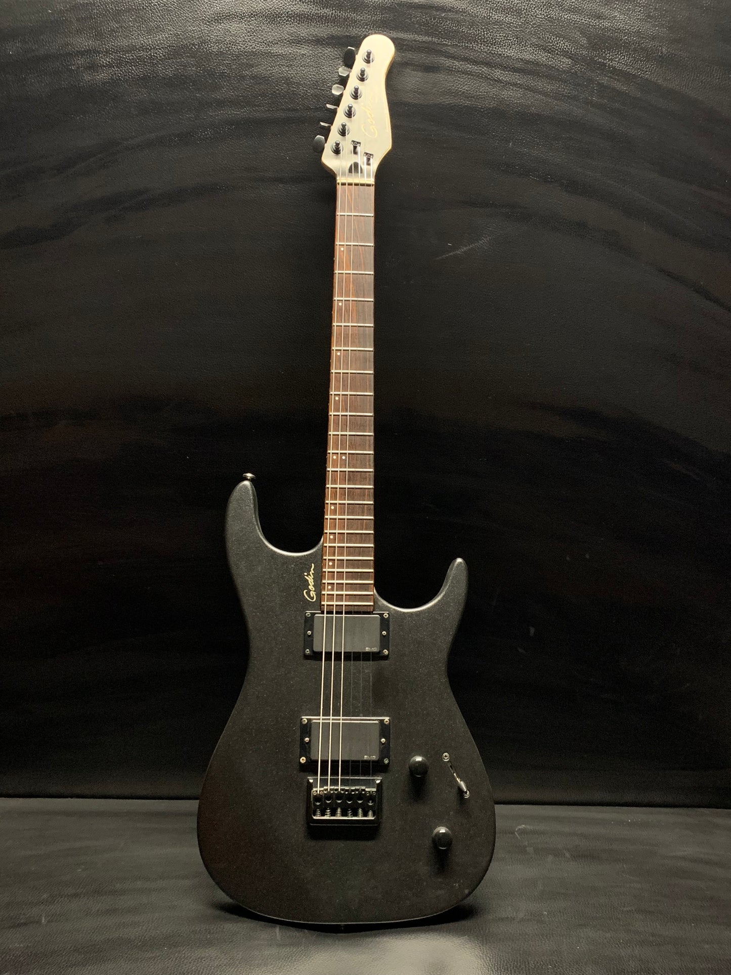 Godin Freeway EMG (PRE-OWNED)