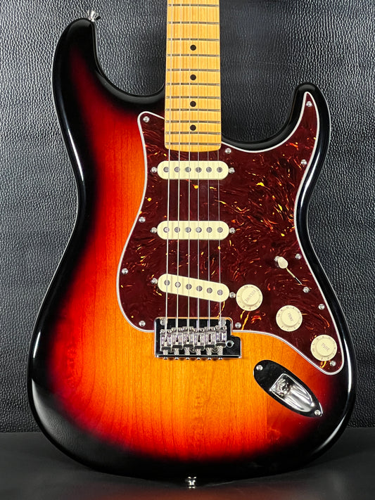 Fender American Professional II Stratocaster 2025 (PRE-OWNED)