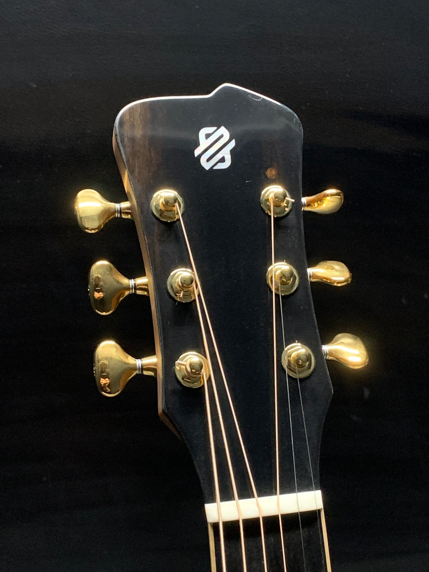 Zach D Acoustic Guitar #25001