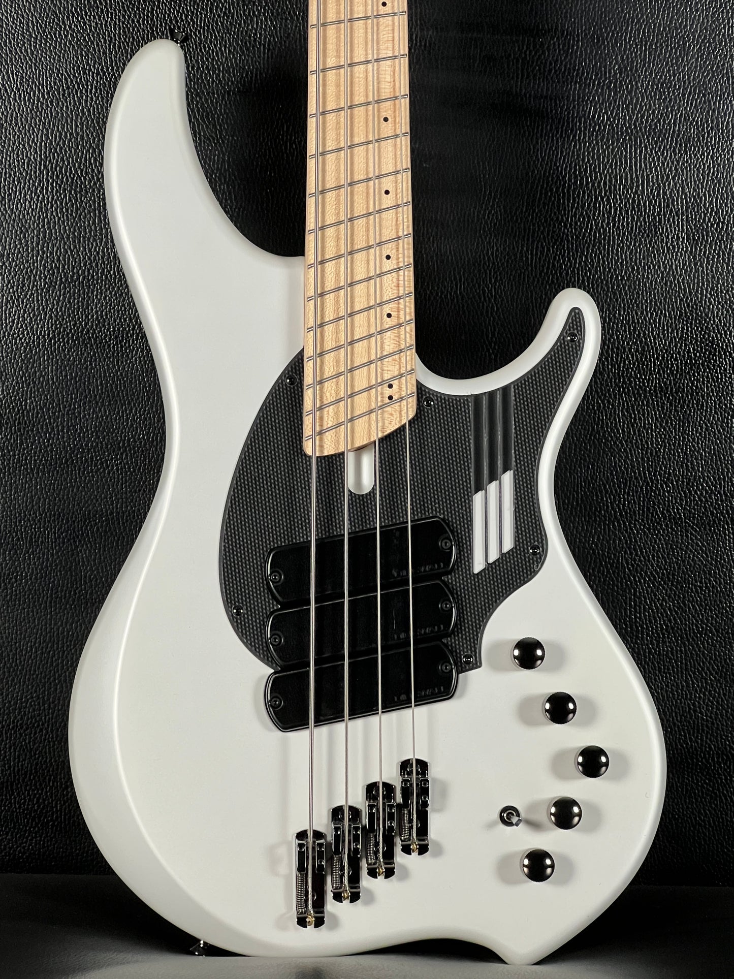 Dingwall NG3 Nolly Signature 4-String Ducati Pearl White #14499