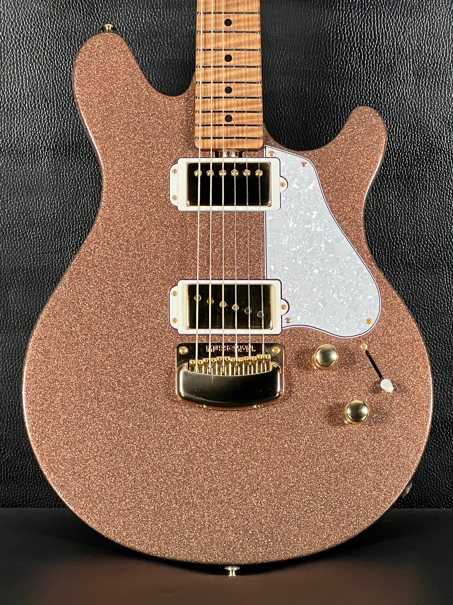 Ernie Ball Music Man (PRE-OWNED)