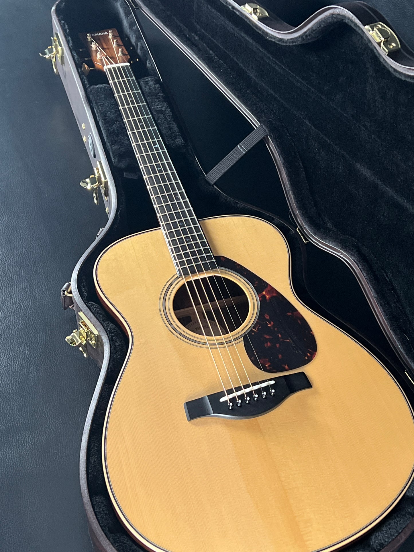 Yamaha LS26 (PRE-OWNED)