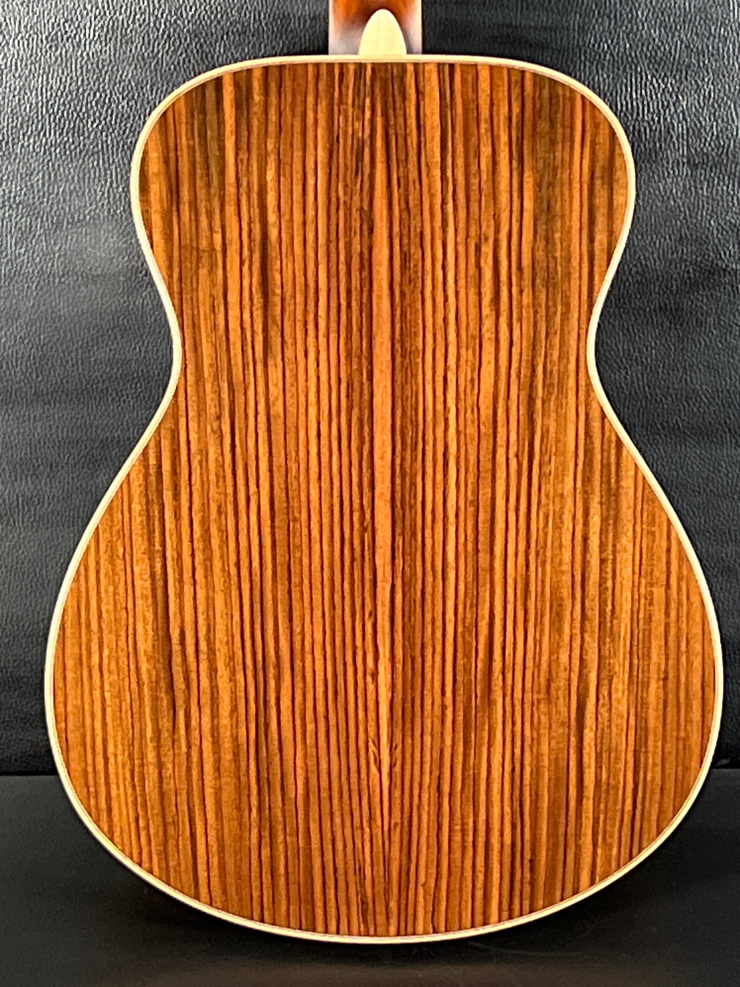 Yamaha LS26 (PRE-OWNED)