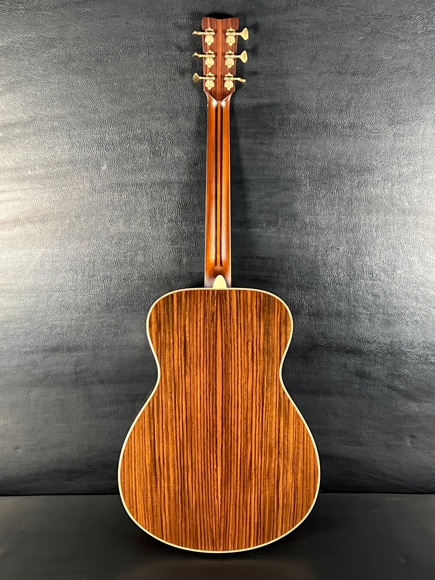 Yamaha LS26 (PRE-OWNED)