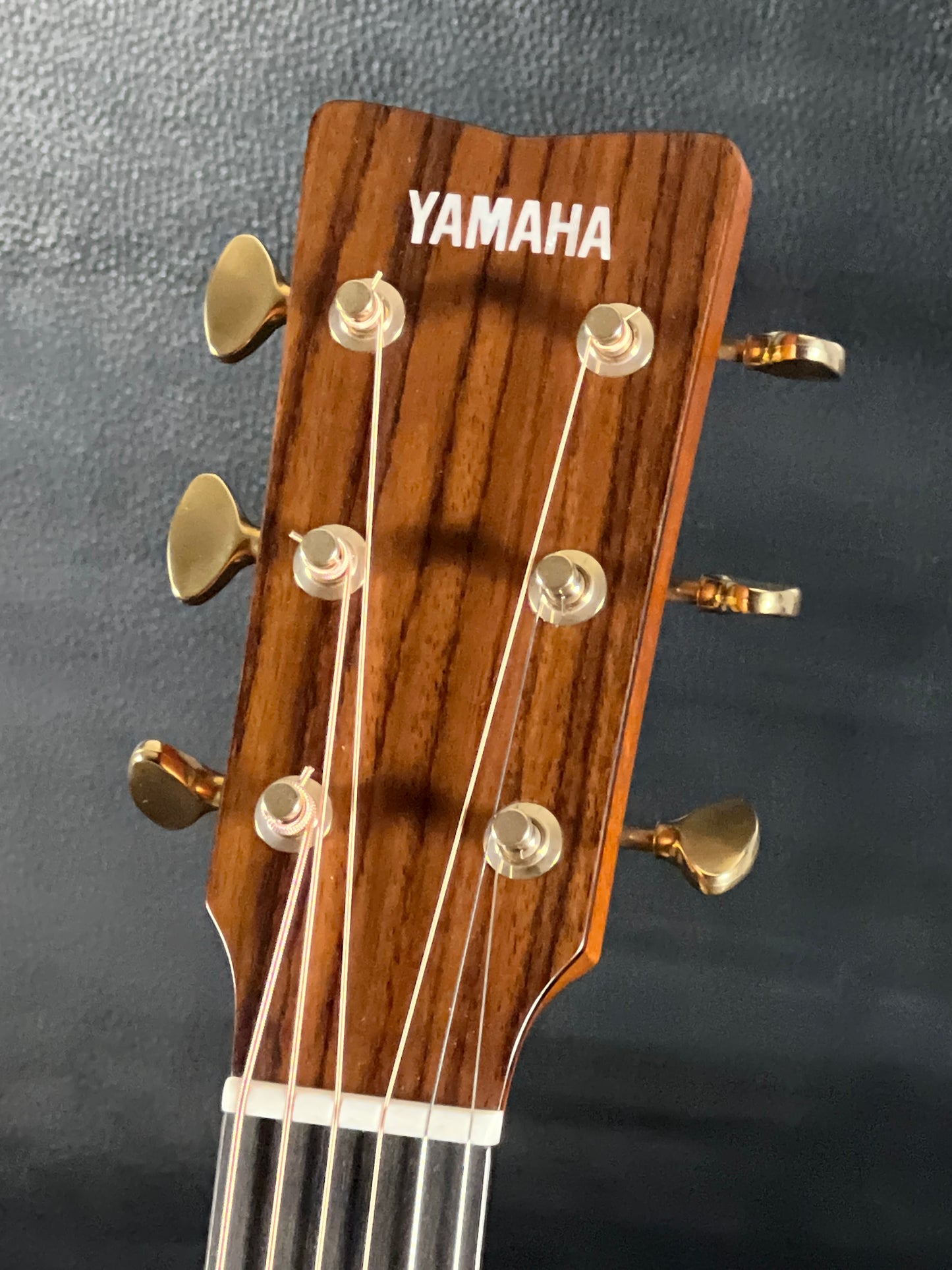 Yamaha LS26 (PRE-OWNED)