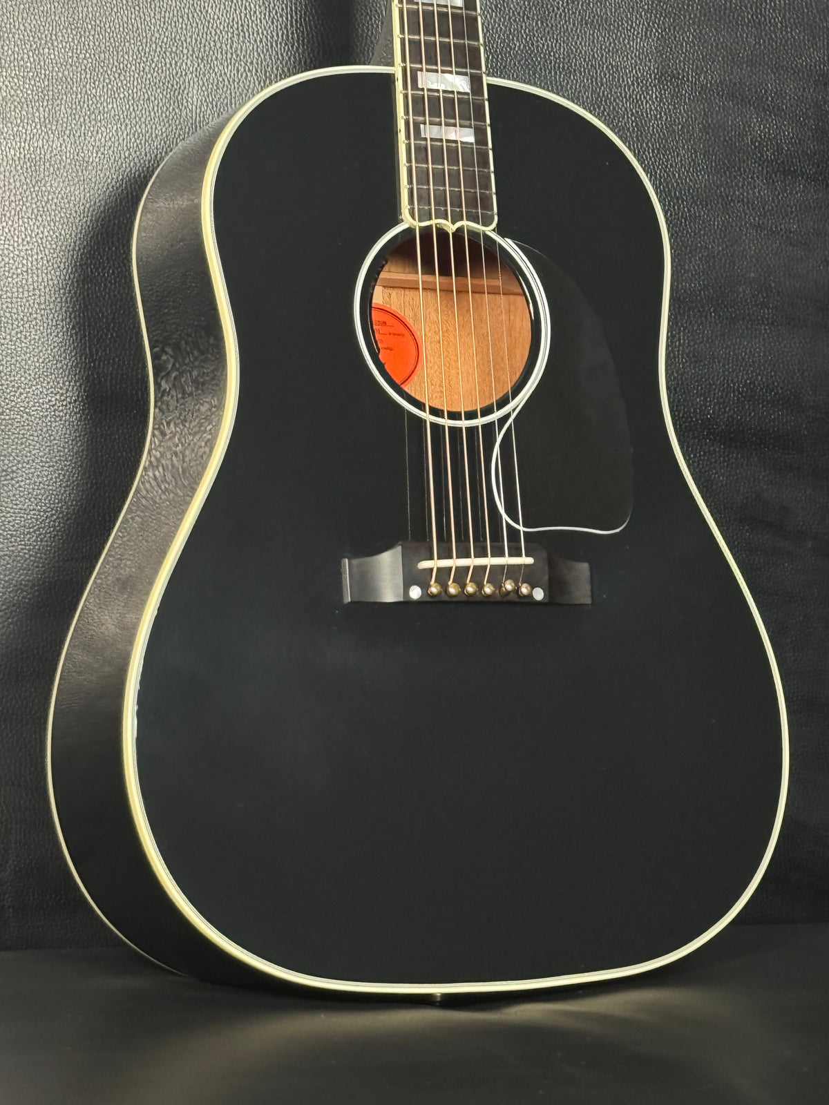 Gibson Custom Shop J-45 Black (PRE-OWNED)