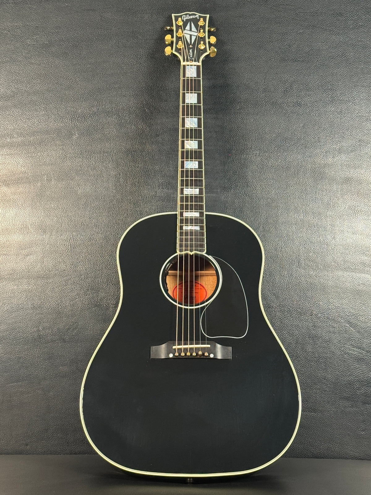 Gibson Custom Shop J-45 Black (PRE-OWNED)