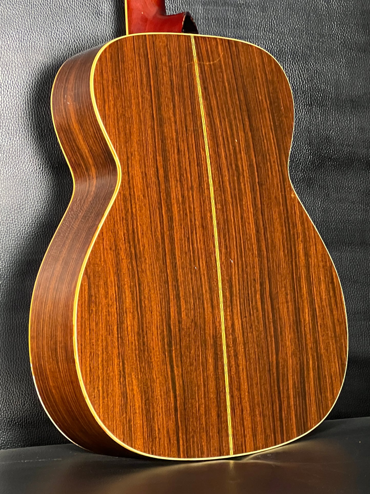 Morris F-25 OM (PRE-OWNED)