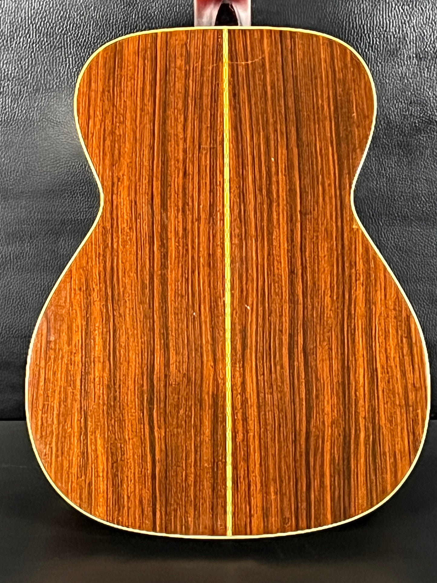 Morris F-25 OM (PRE-OWNED)