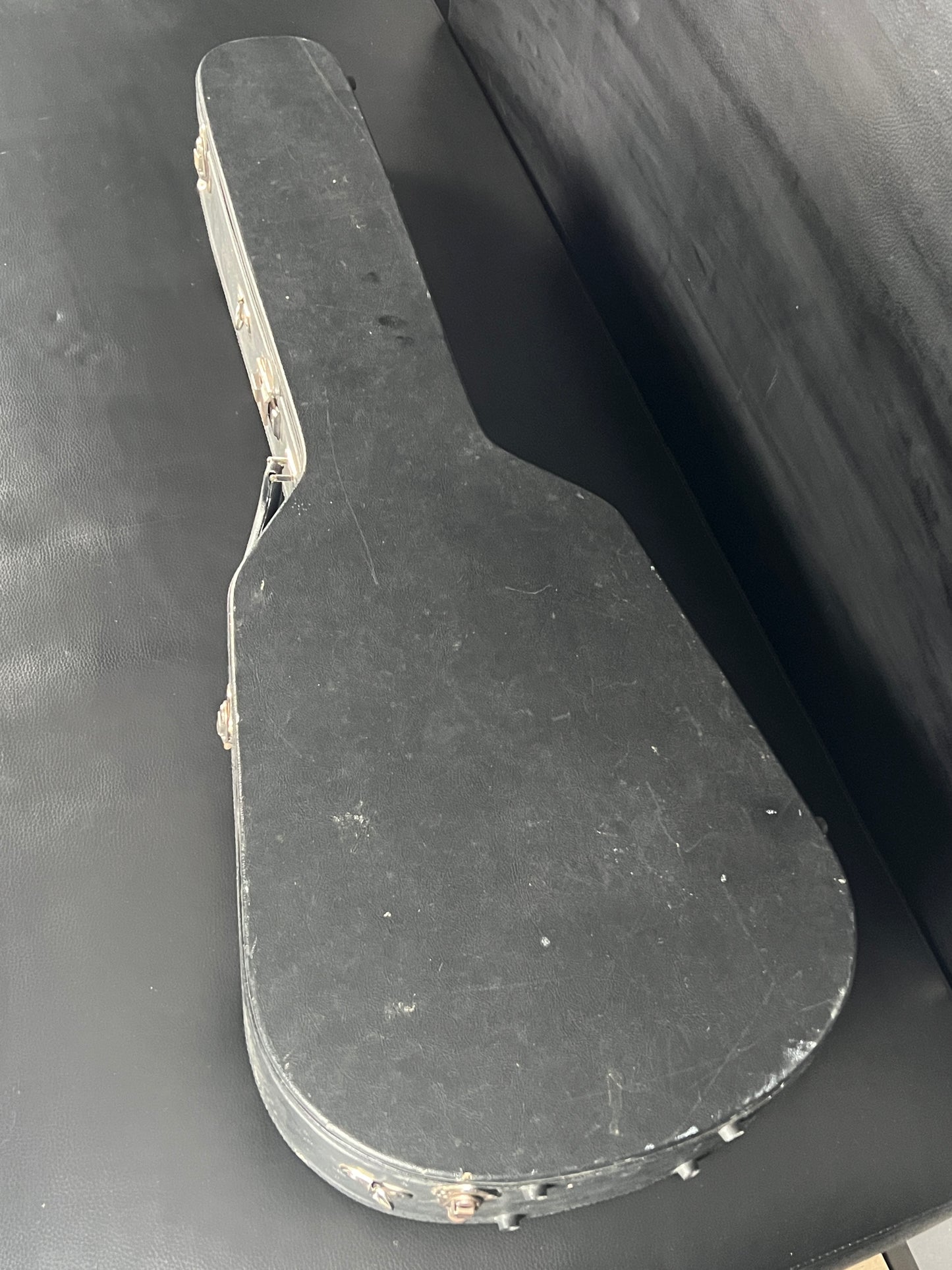 Saturn Classical Guitar (PRE-OWNED)