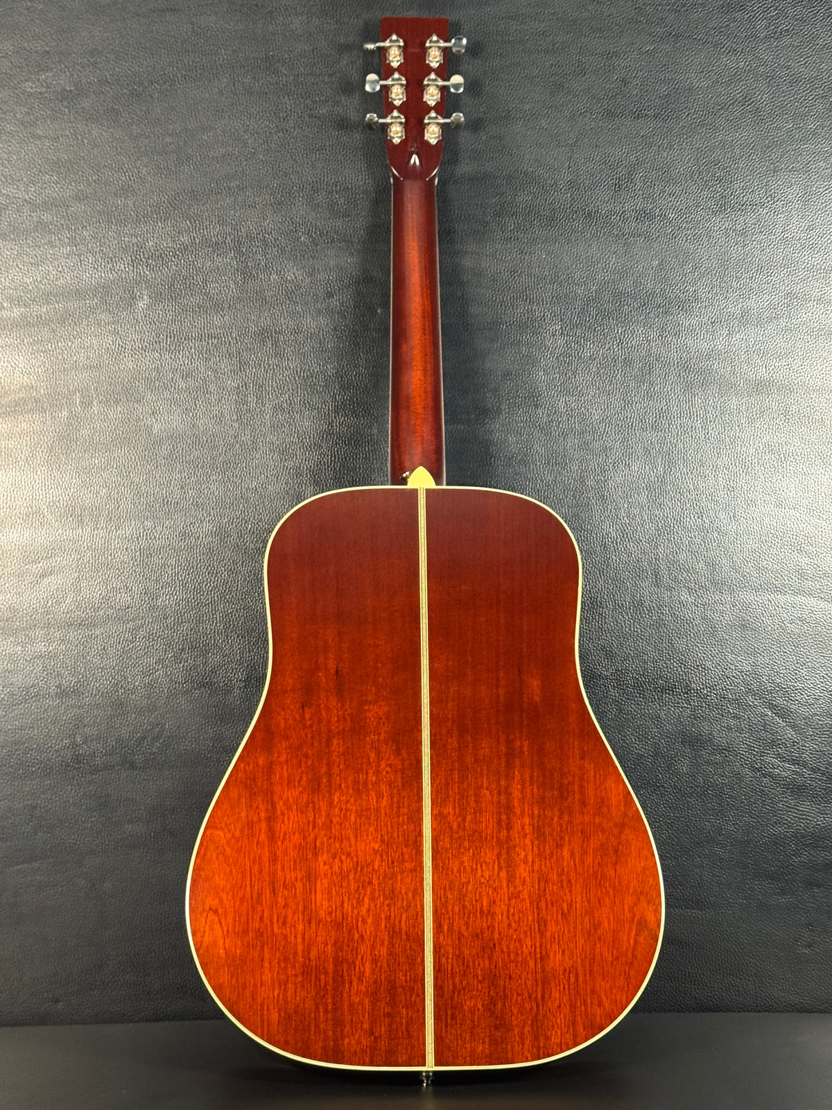 Santa Cruz D Custom (PRE-OWNED) CONSIGNMENT