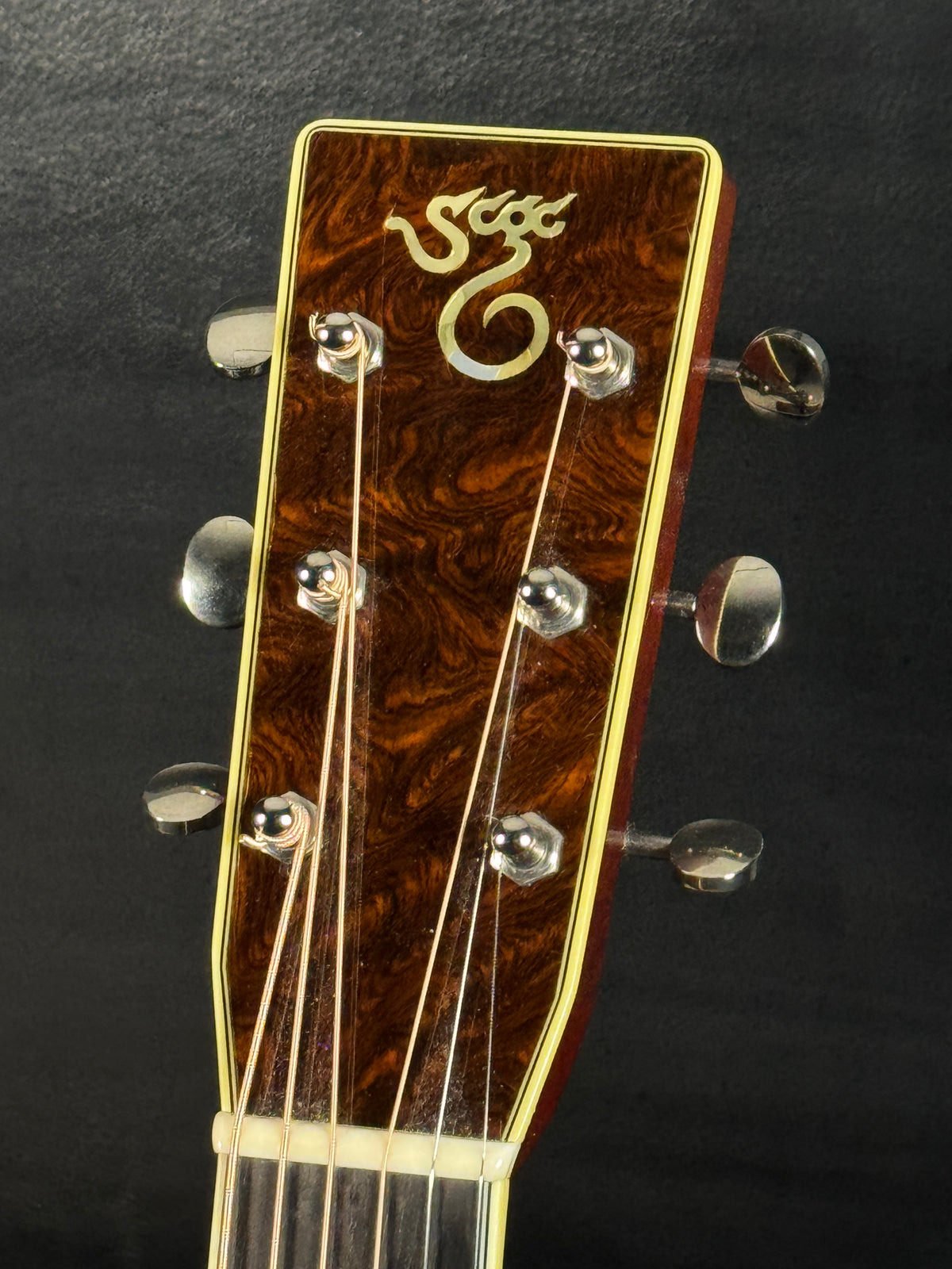 Santa Cruz D Custom (PRE-OWNED) CONSIGNMENT