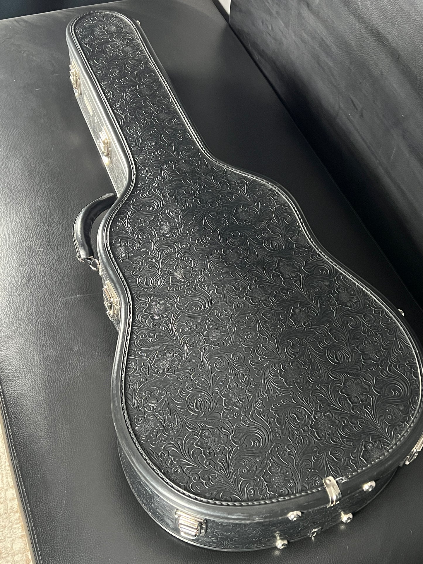 Santa Cruz Brad Paisley Signature Model w/ K&K Pure Mini (PRE-OWNED)