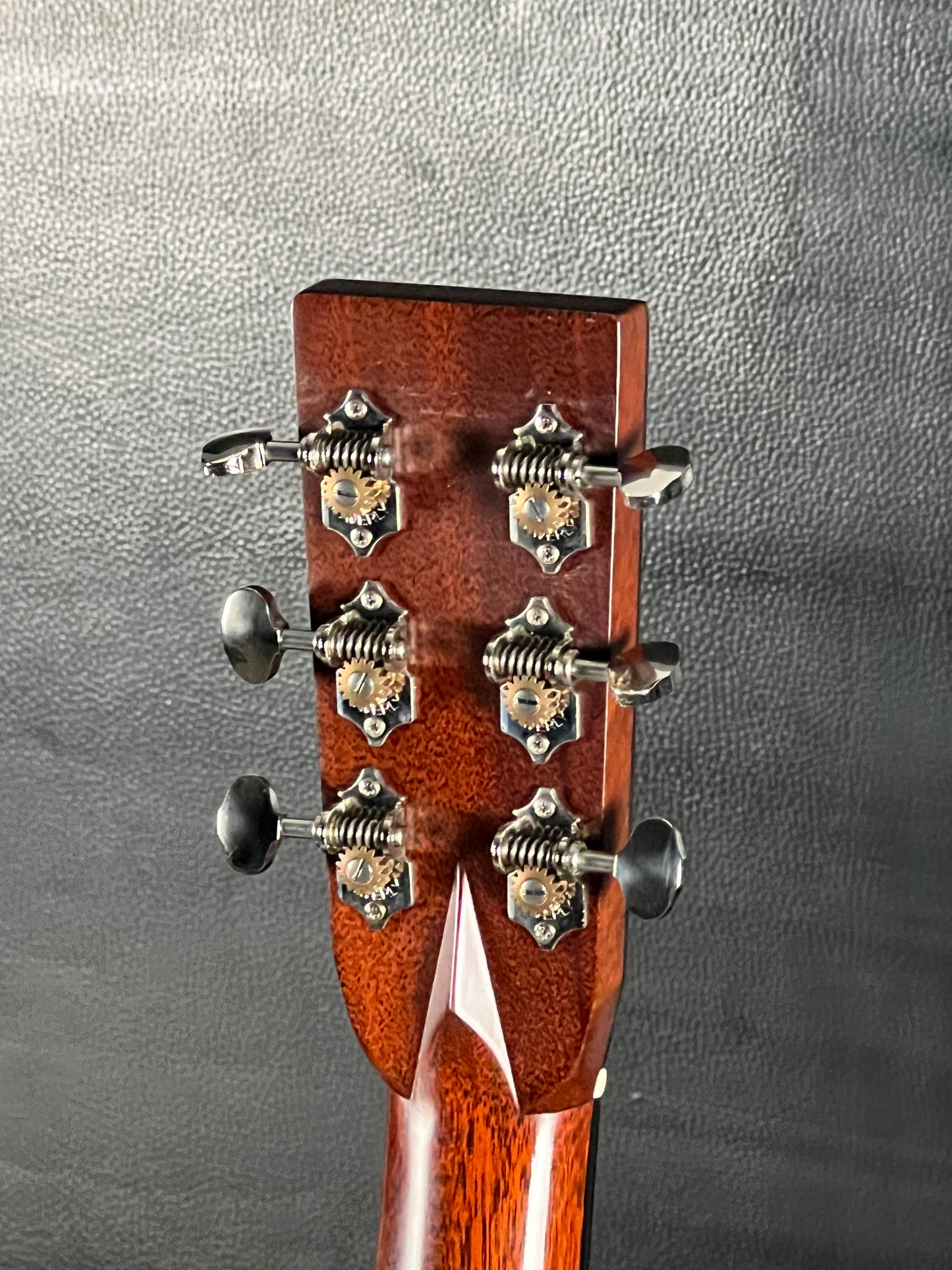 Santa Cruz Brad Paisley Signature Model w/ K&K Pure Mini (PRE-OWNED)