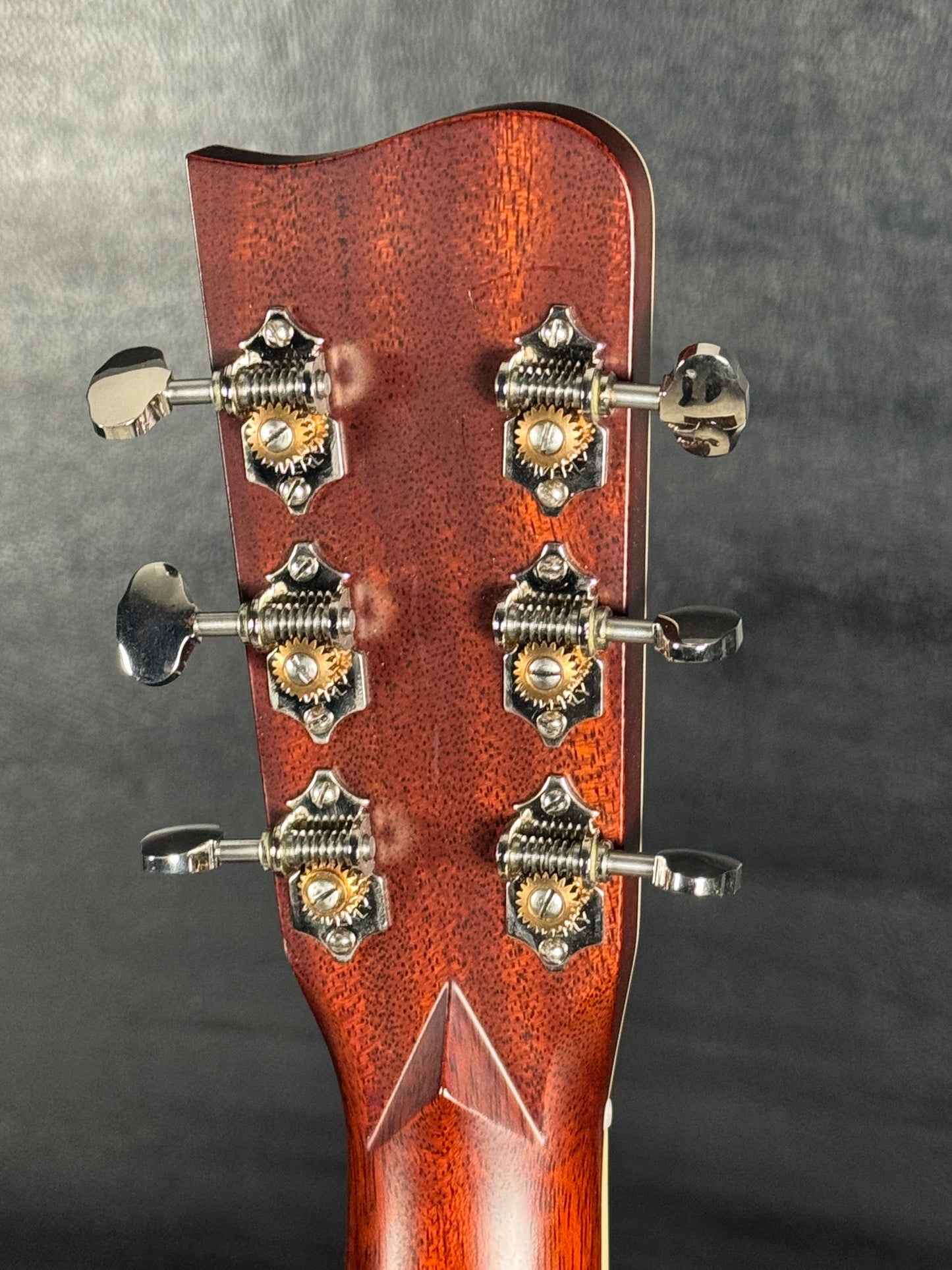 Gallagher G-70 w/ Pickup (PRE-OWNED)