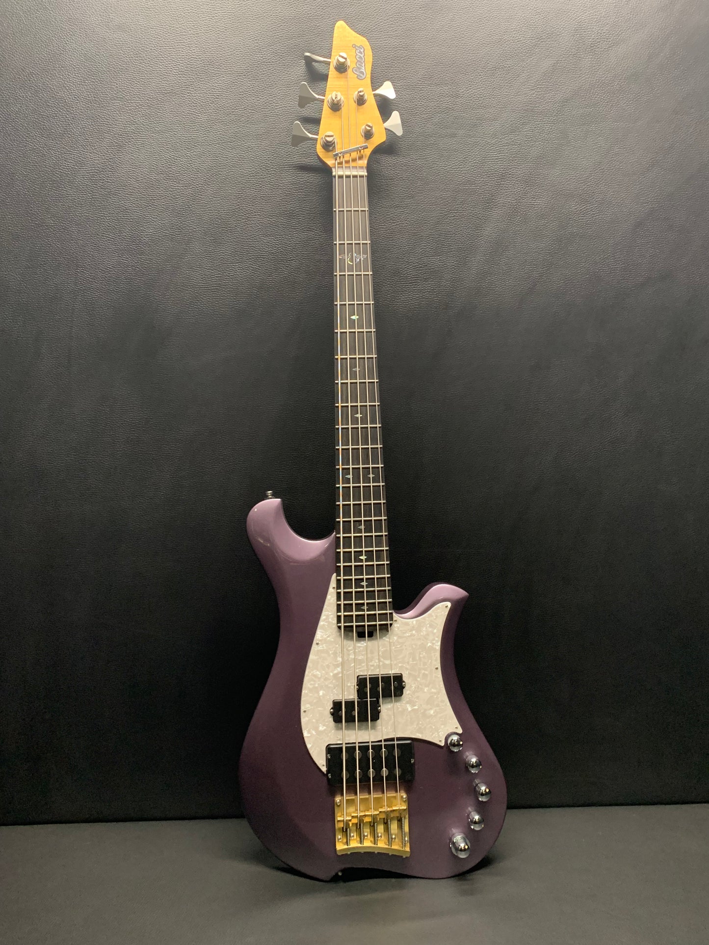 Bacci Marleo Bass V 32" Lavender Flakes