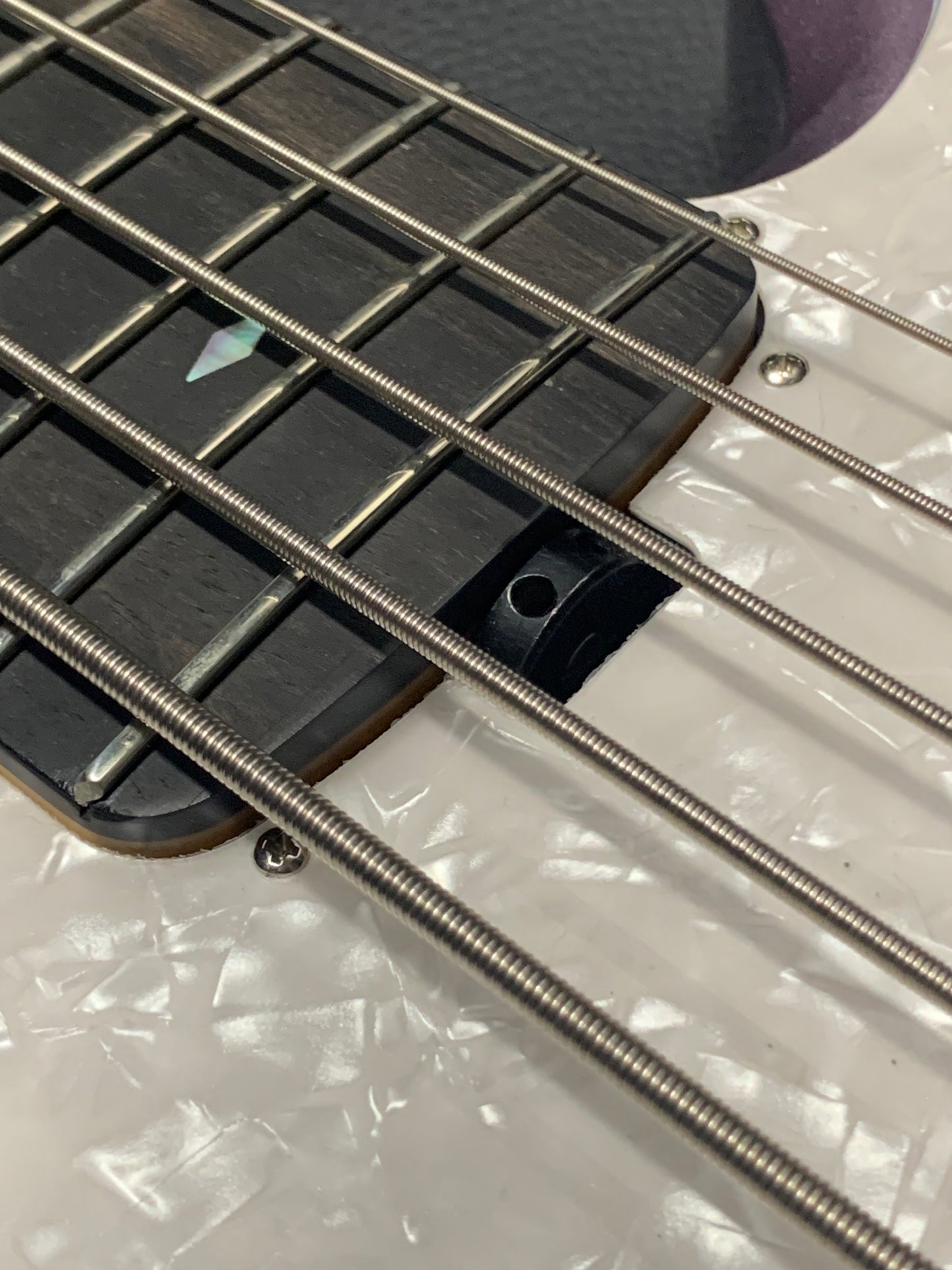 Bacci Marleo Bass V 32" Lavender Flakes