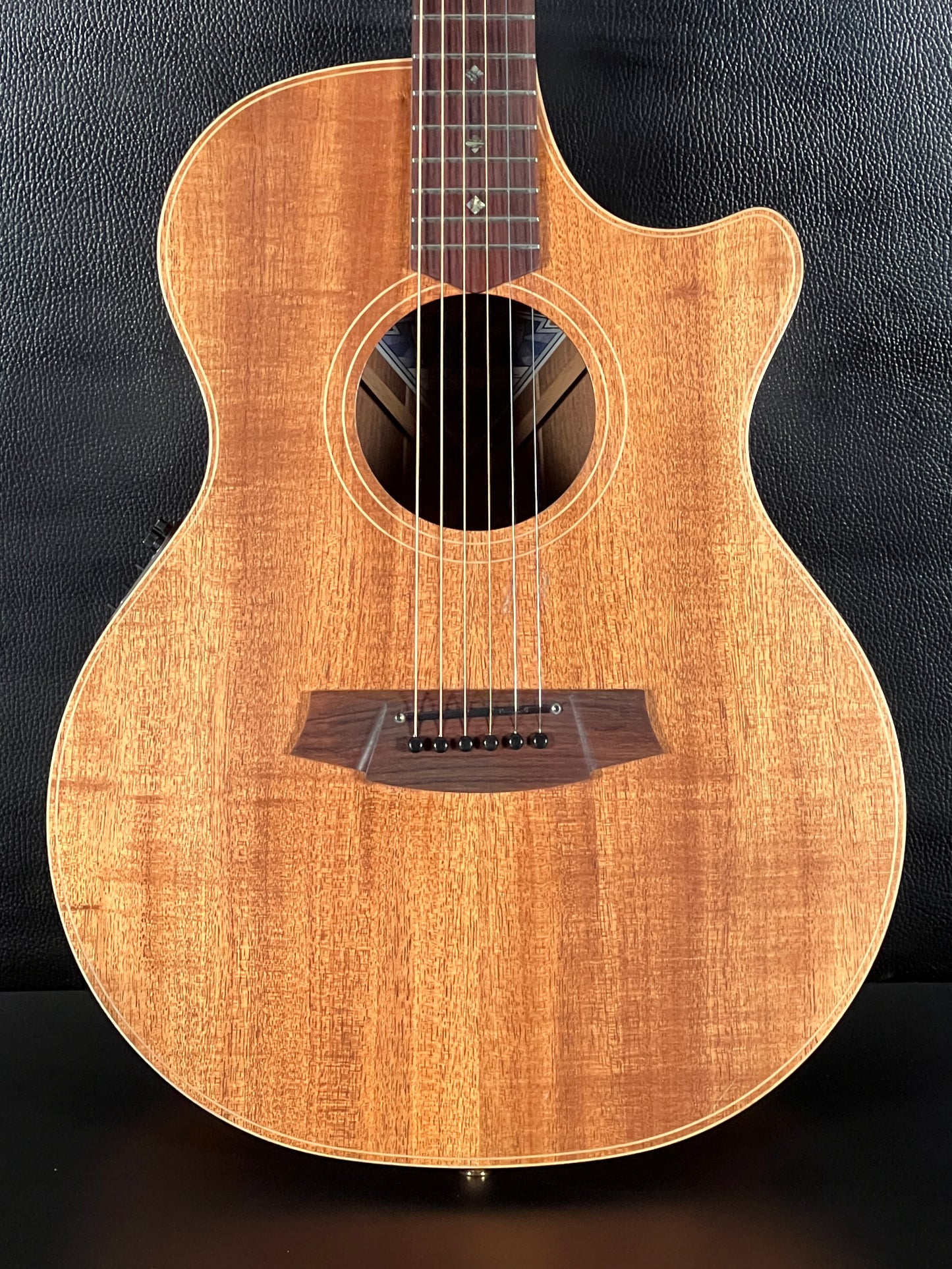 Cole Clark AN2EC CB (PRE-OWNED)