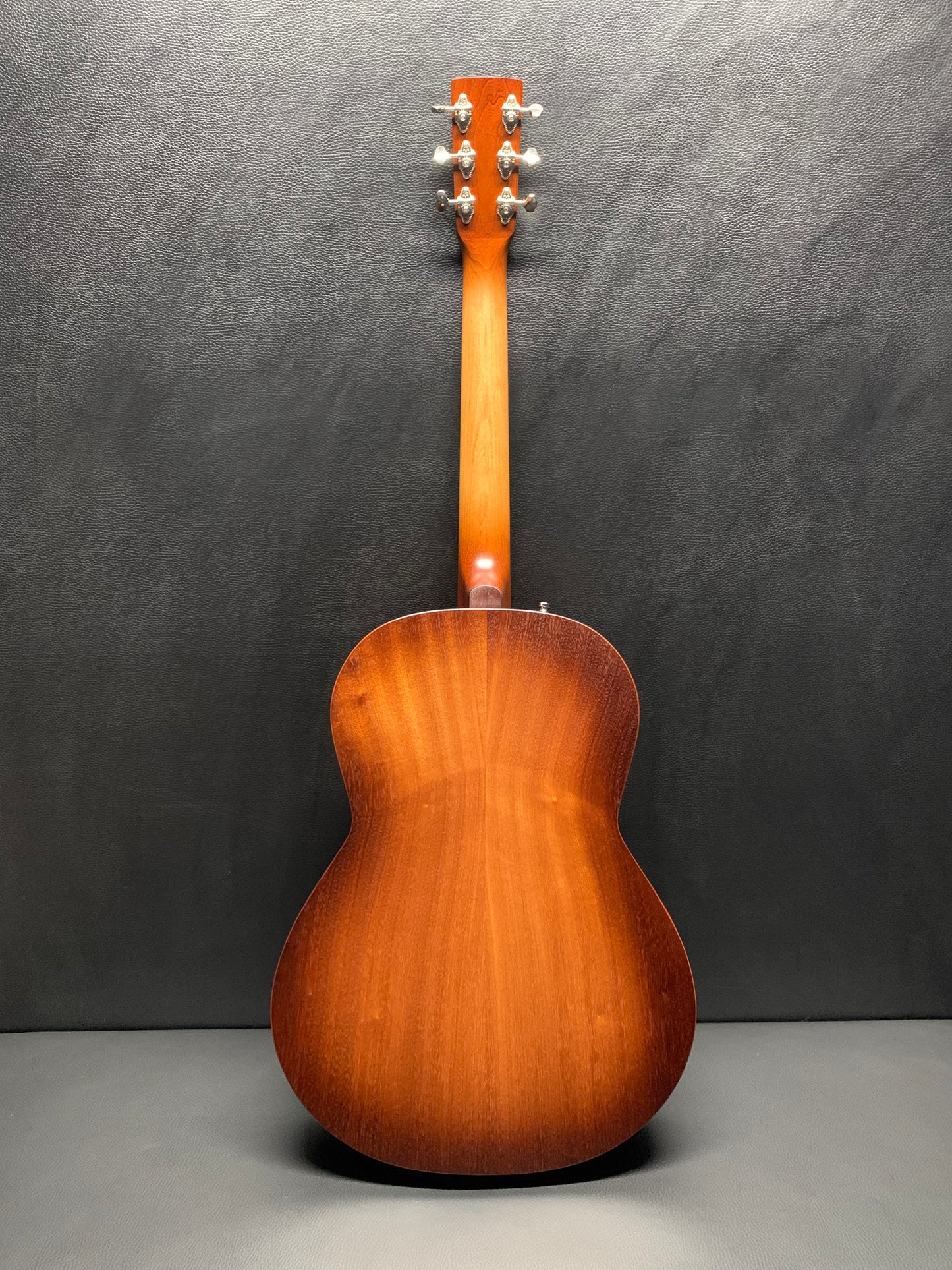 Godin Mahogany Folk Rustic Burst A/E #052561000033