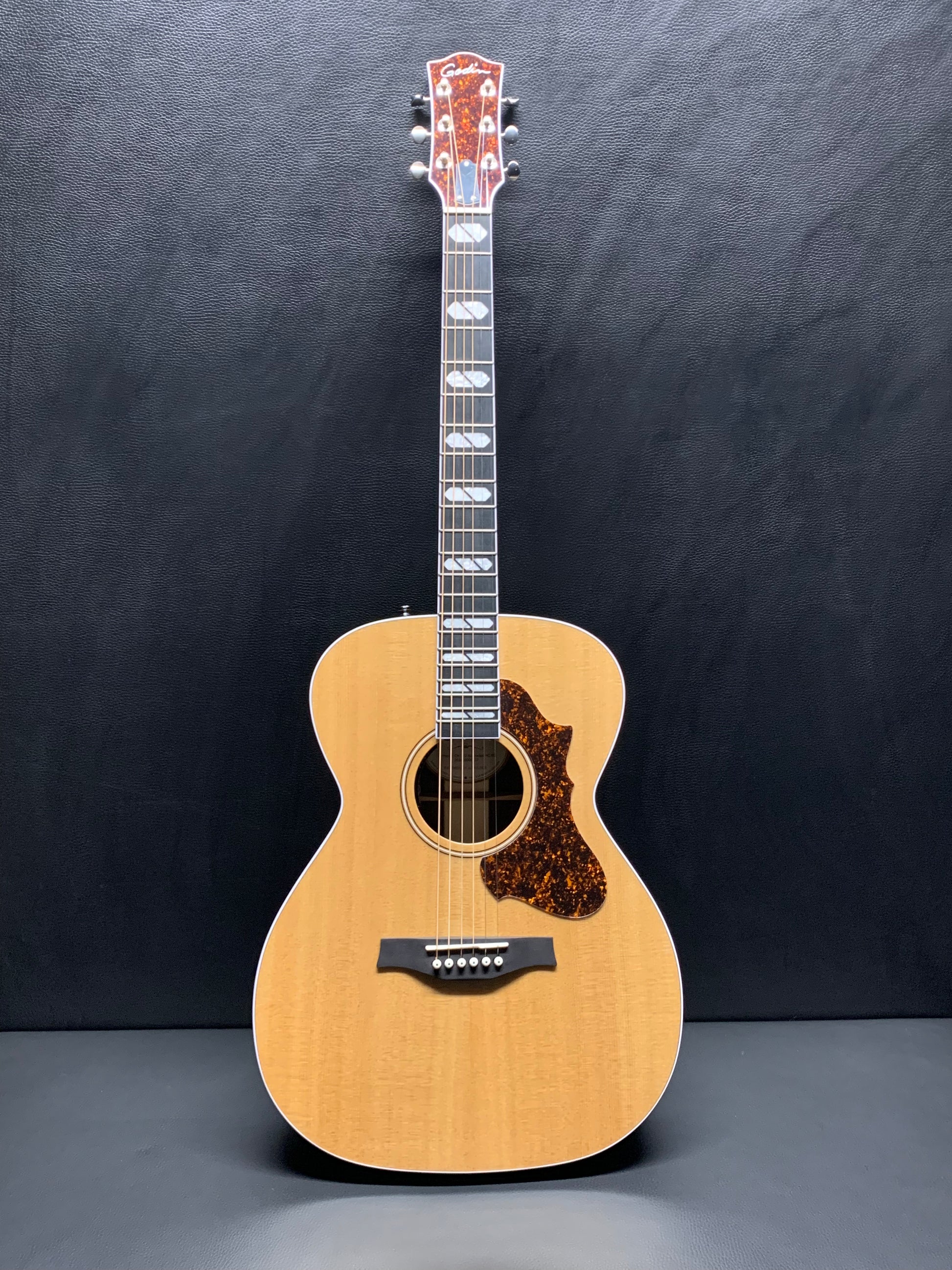Fairmount ch ltd hot sale rosewood hg eq