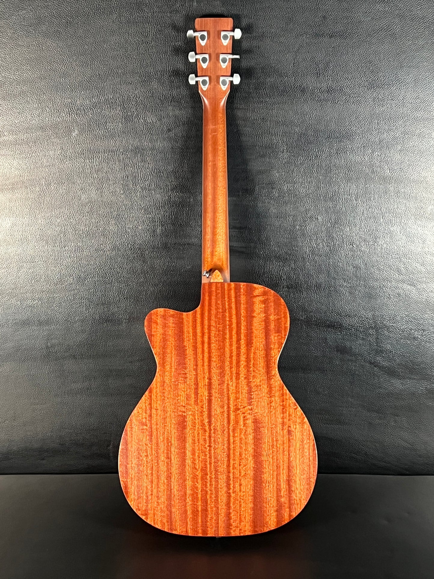 Martin 000CJR-E (PRE-OWNED)