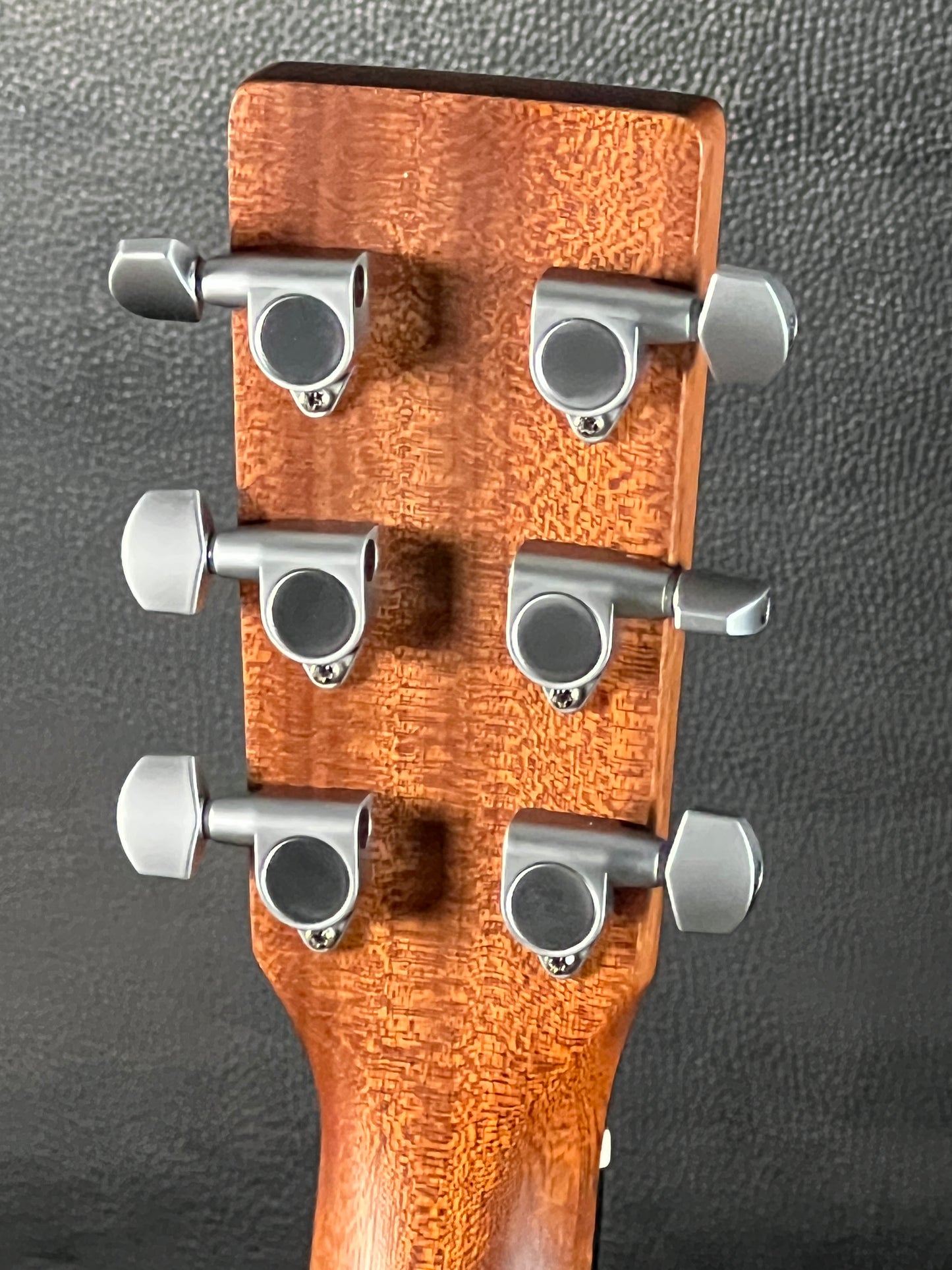Martin 000CJR-E (PRE-OWNED)