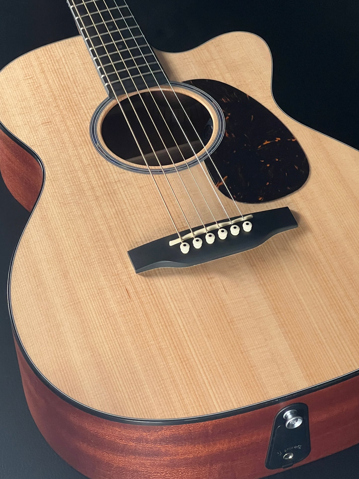 Martin 000CJR-E (PRE-OWNED)