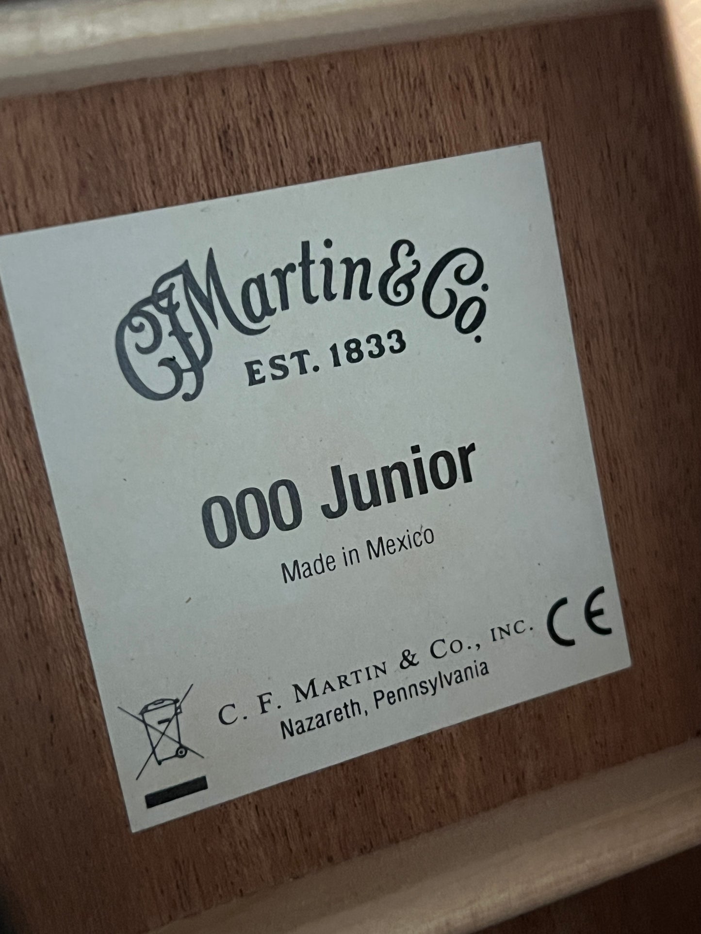 Martin 000CJR-E (PRE-OWNED)