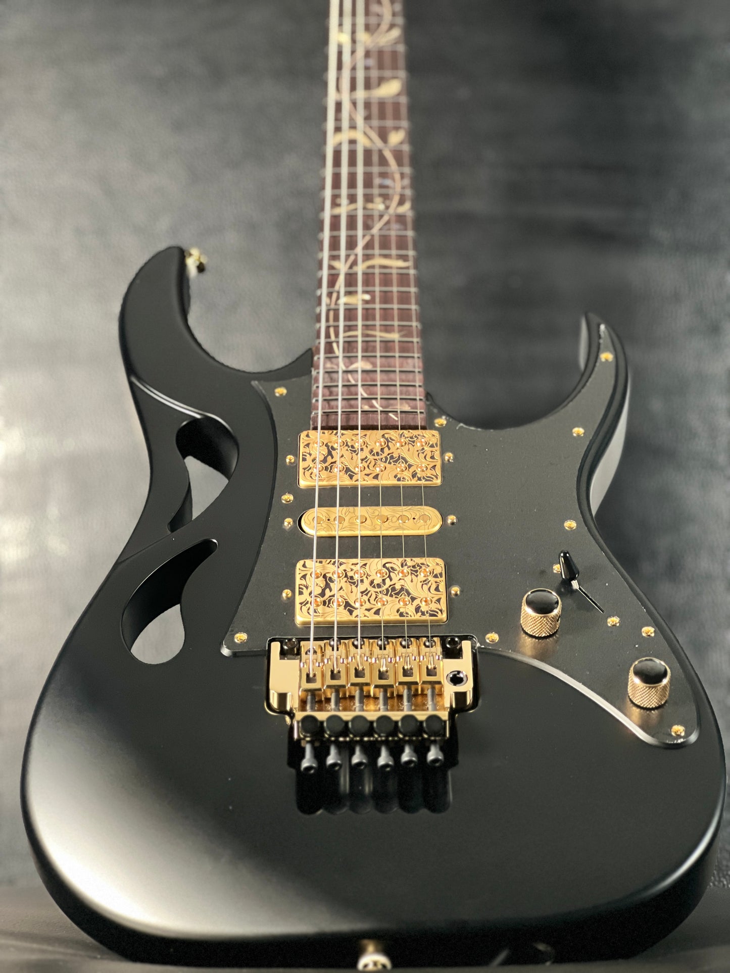 Ibanez PIA Steve Vai Signature PIA3761 Onyx Black
