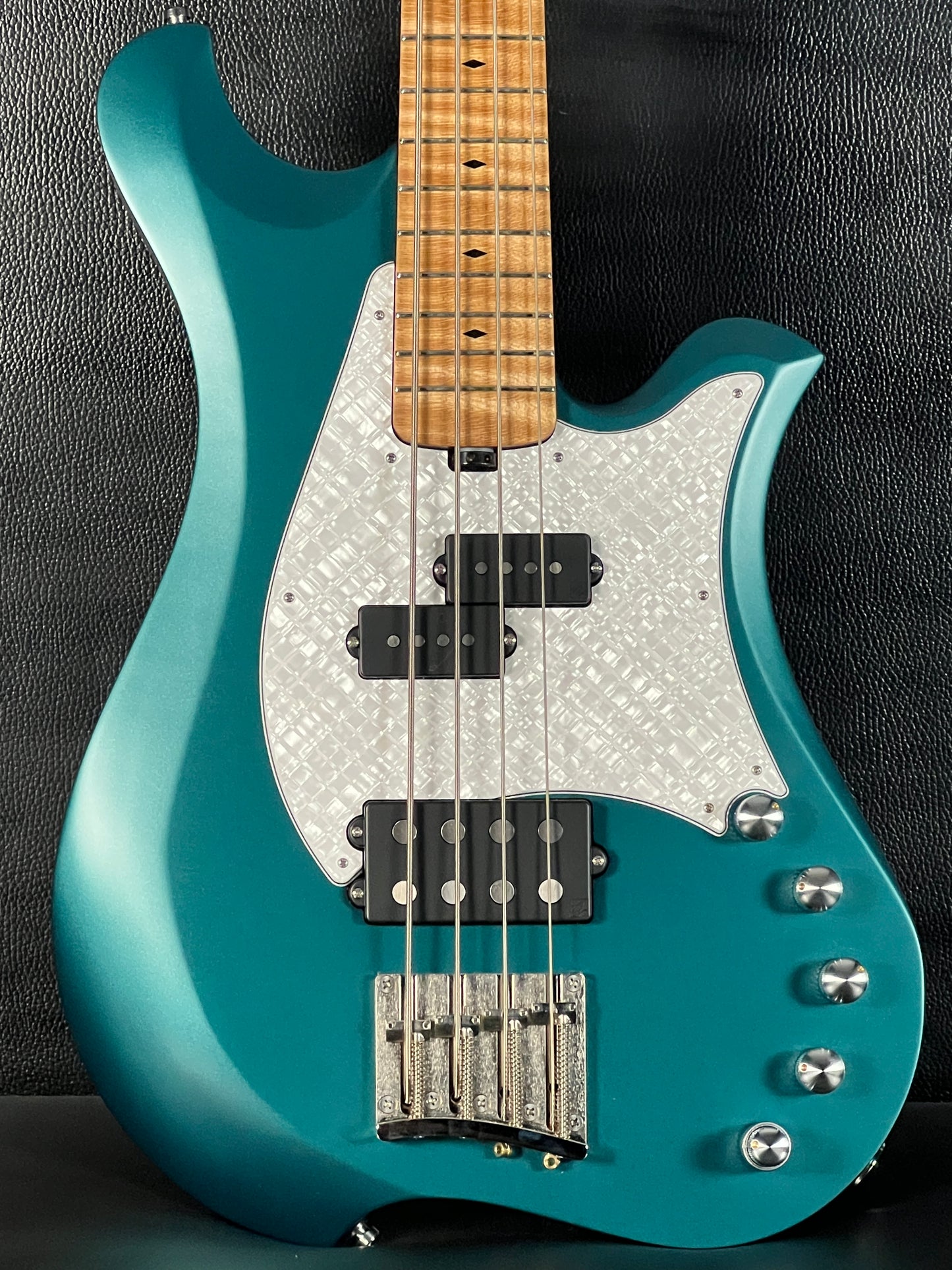 Bacci Marleo 4-String Active Bass Satin Bosco