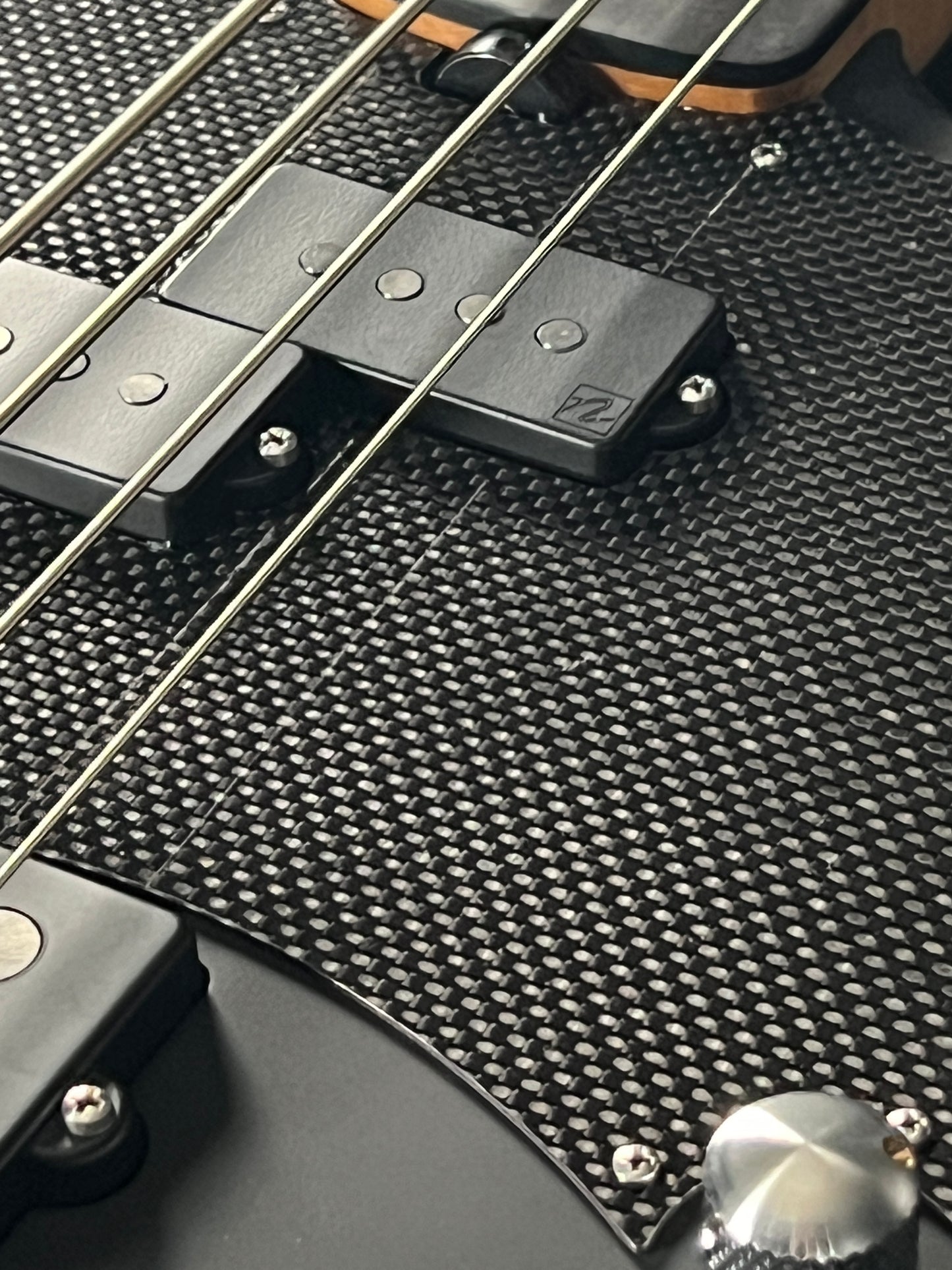 Bacci Marleo 4-String Active Bass Velvet Nero Matte Black