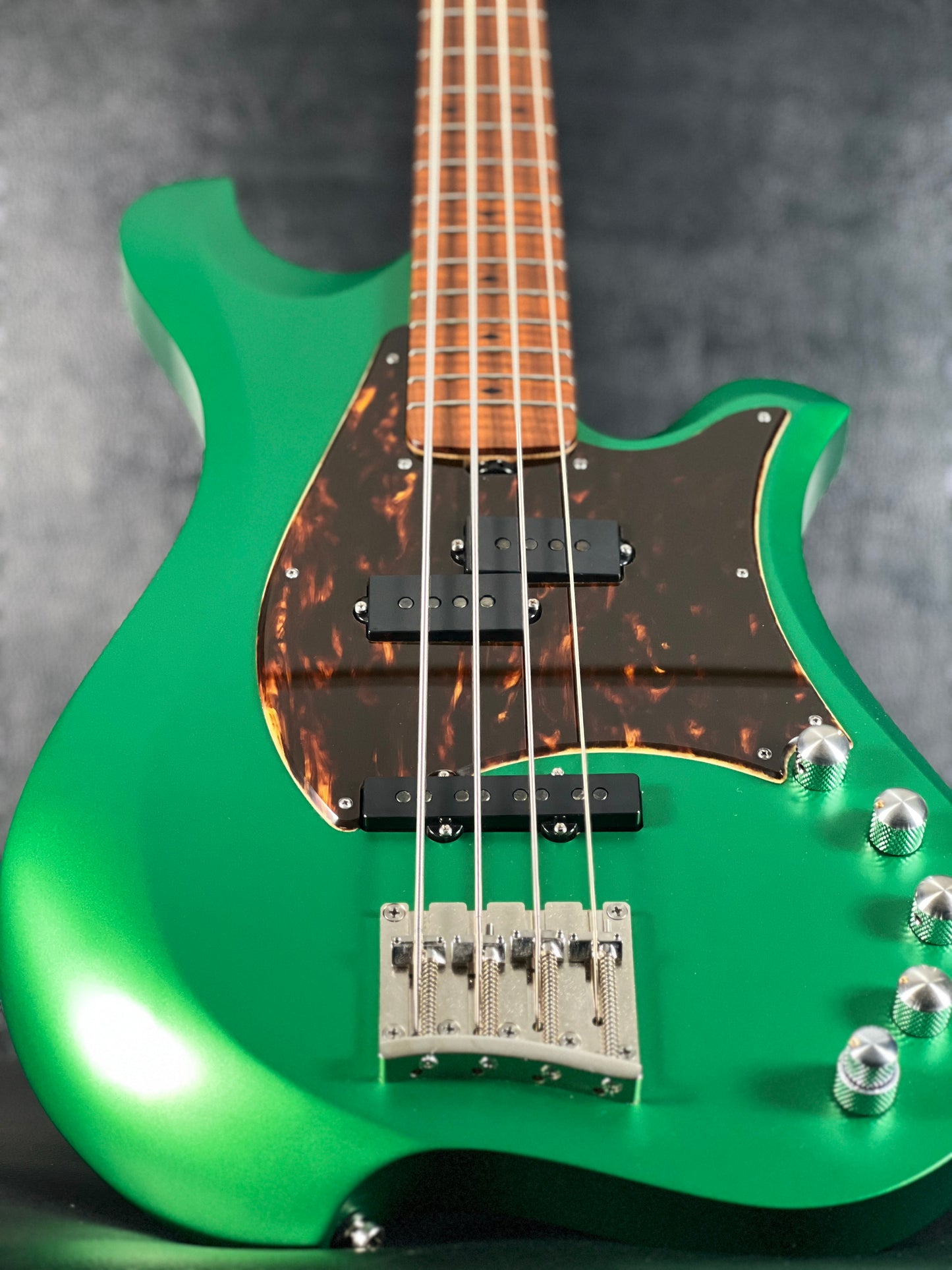 Bacci Marleo 4-String Active Bass Radiance Foresta