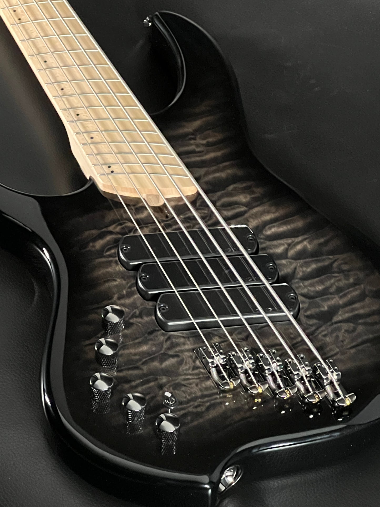 Dingwall Combustion C3 Left-Handed 5-String Bass 2-Tone Blackburst Quilt Maple