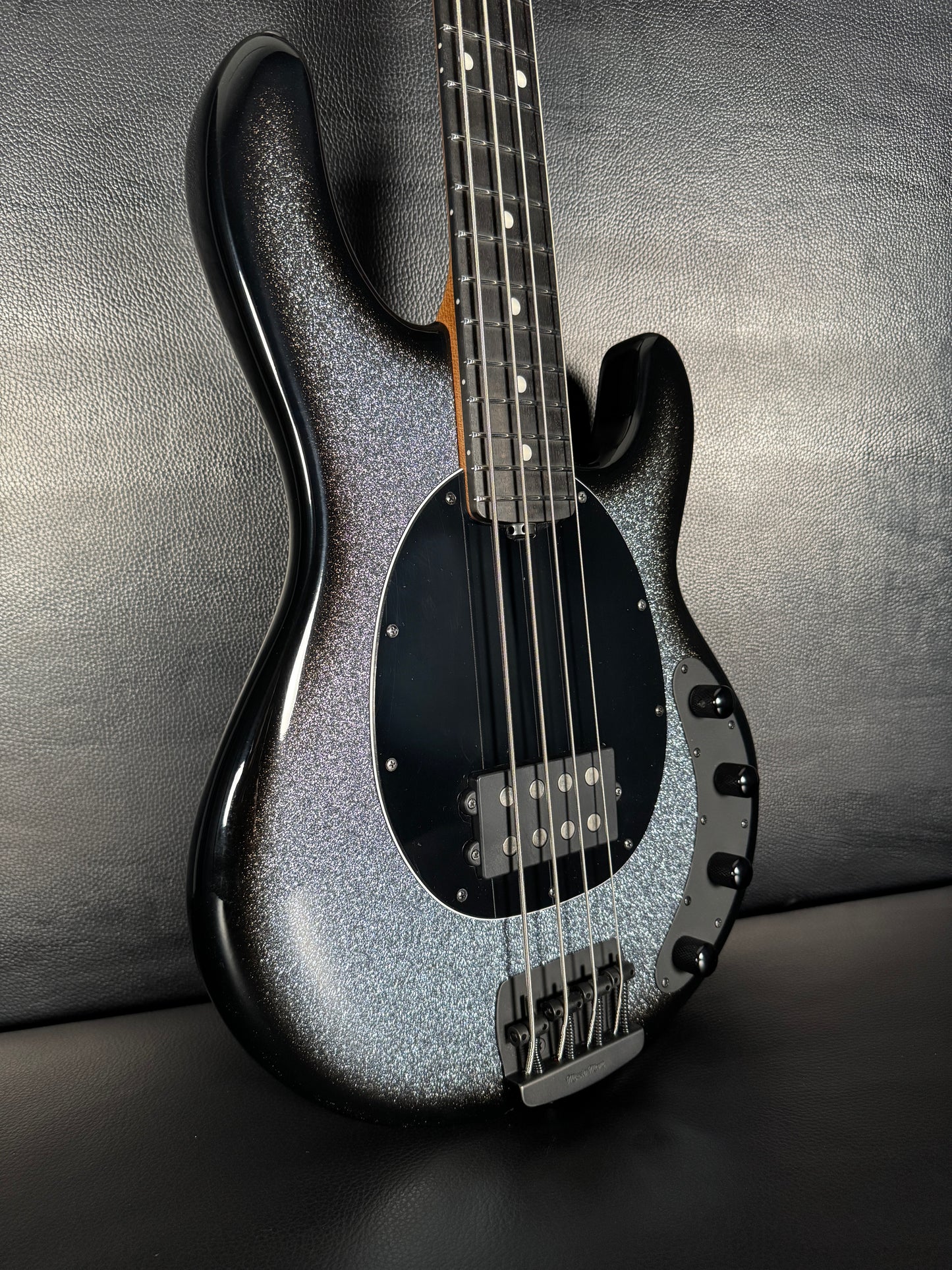 Music Man Ernie Ball StingRay Special 4 H ( PRE-OWNED)
