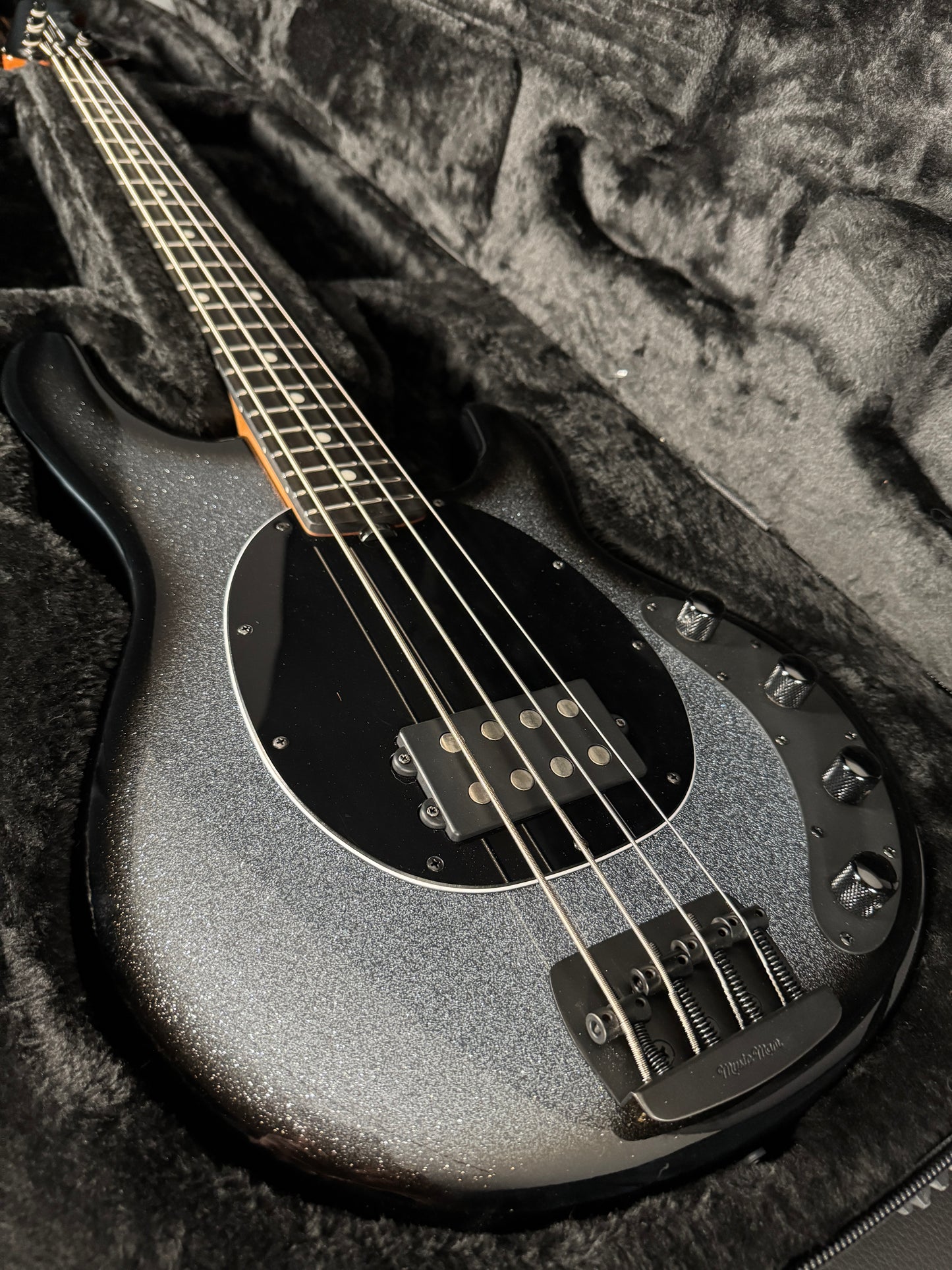 Music Man Ernie Ball StingRay Special 4 H ( PRE-OWNED)