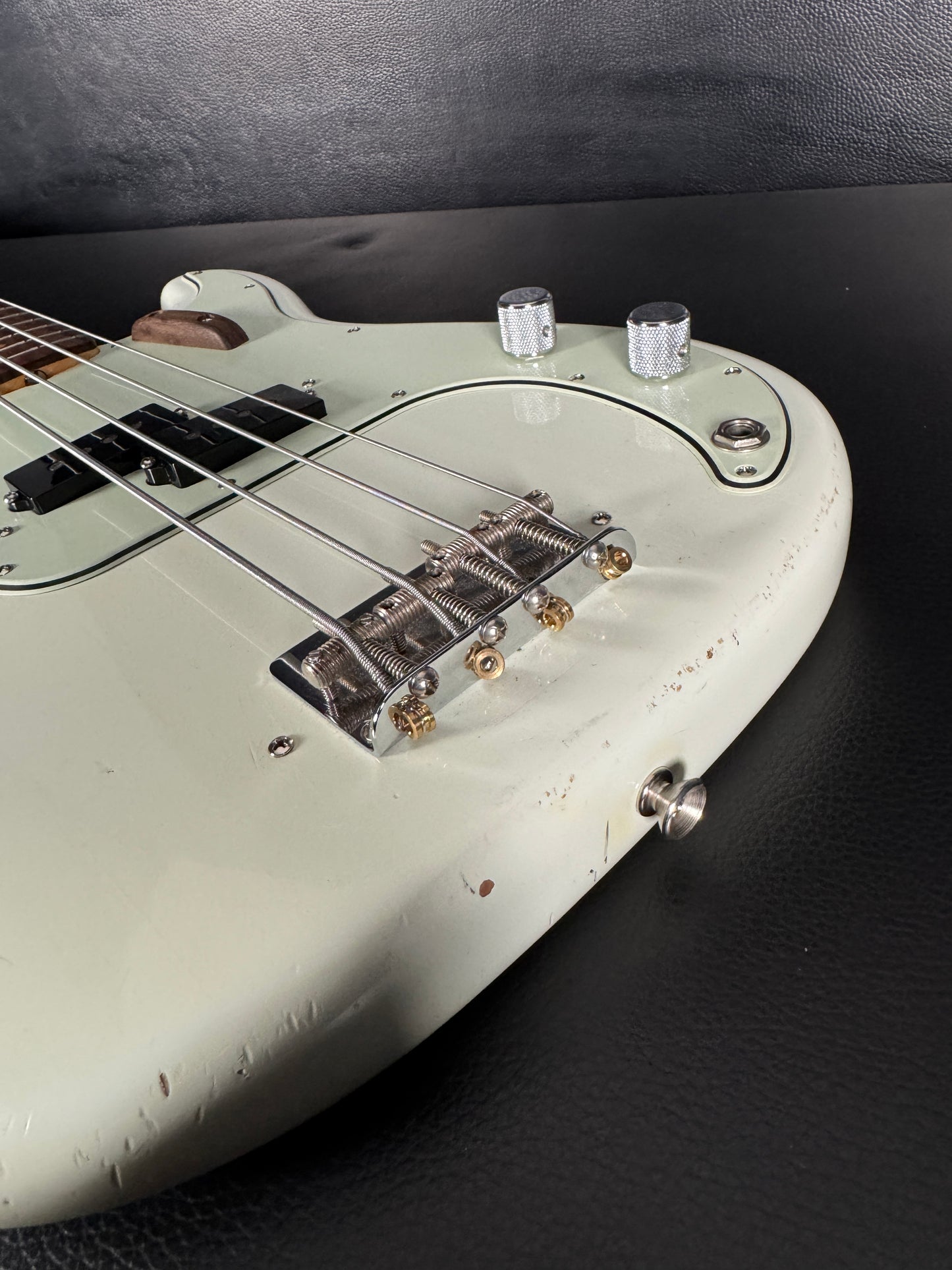 Fender American Vintage 63 Precision Bass 2013 (PRE-OWNED)