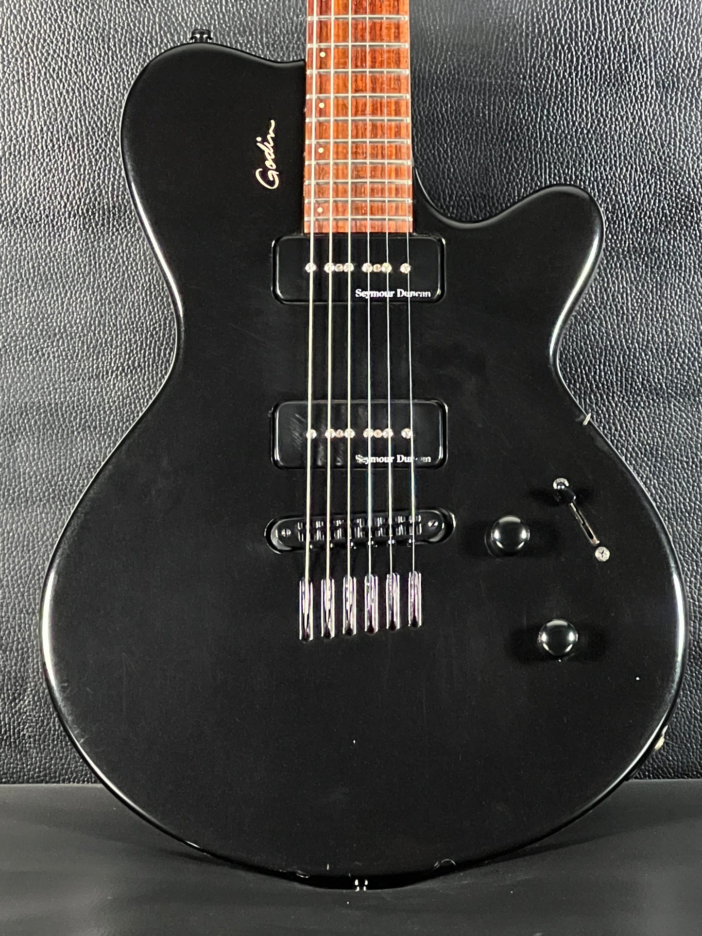 Godin LG Black (PRE-OWNED)