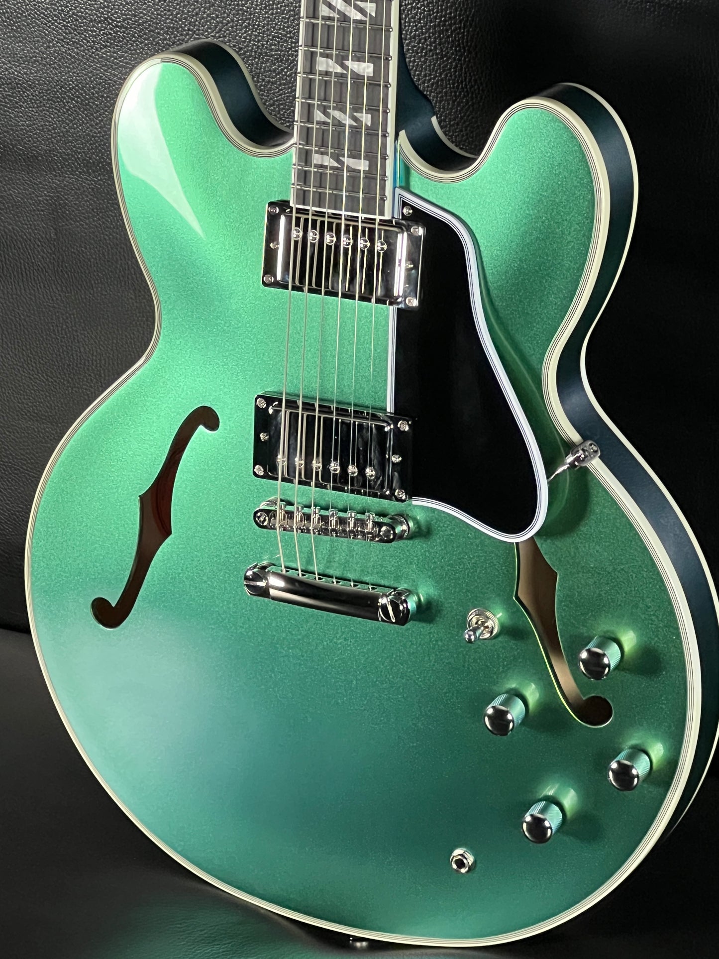 Epiphone Futura ES-355 with Gigbag Dragonfly Shift